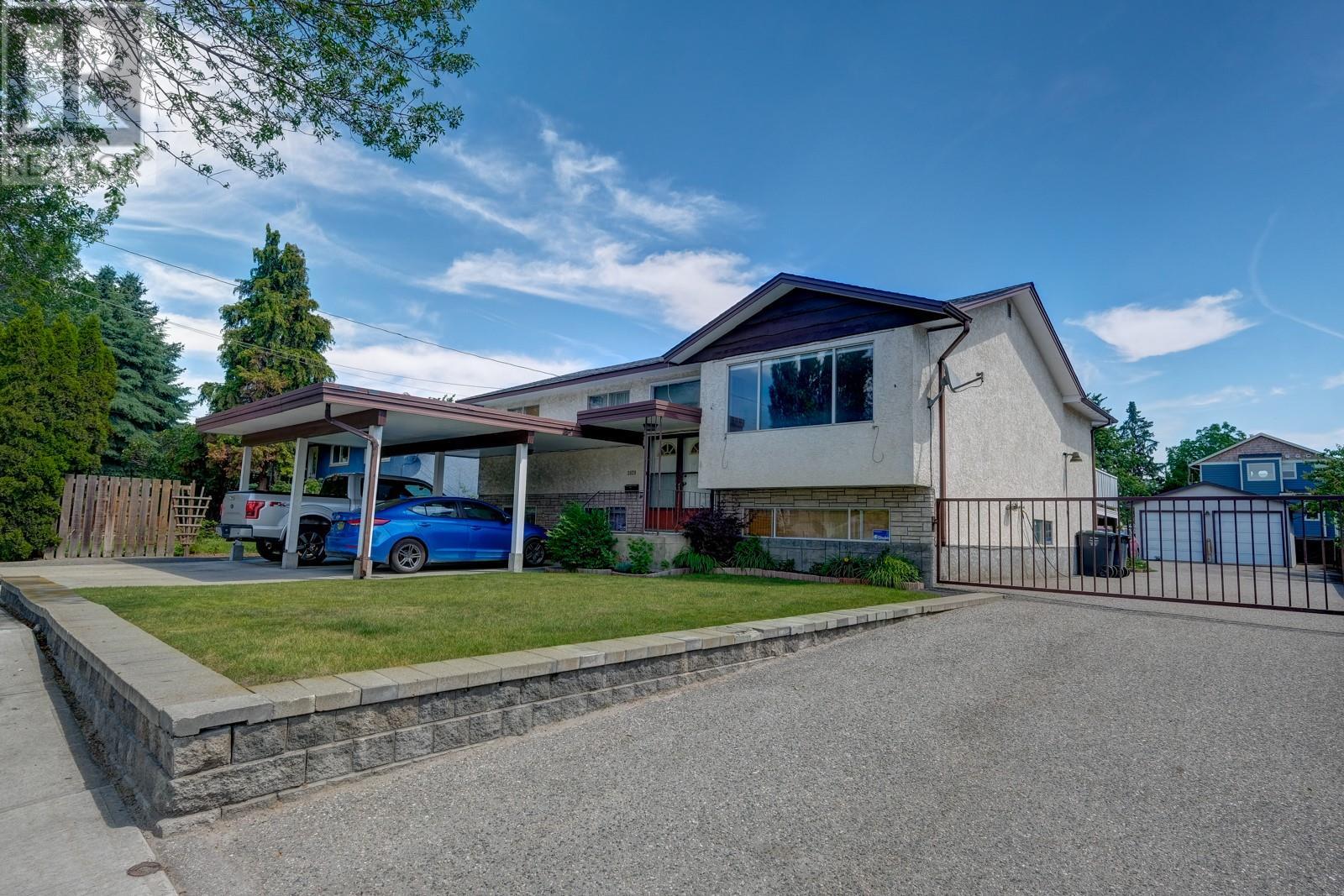 3029 Gordon Drive, Kelowna, British Columbia  V1W 3R1 - Photo 2 - 10341688