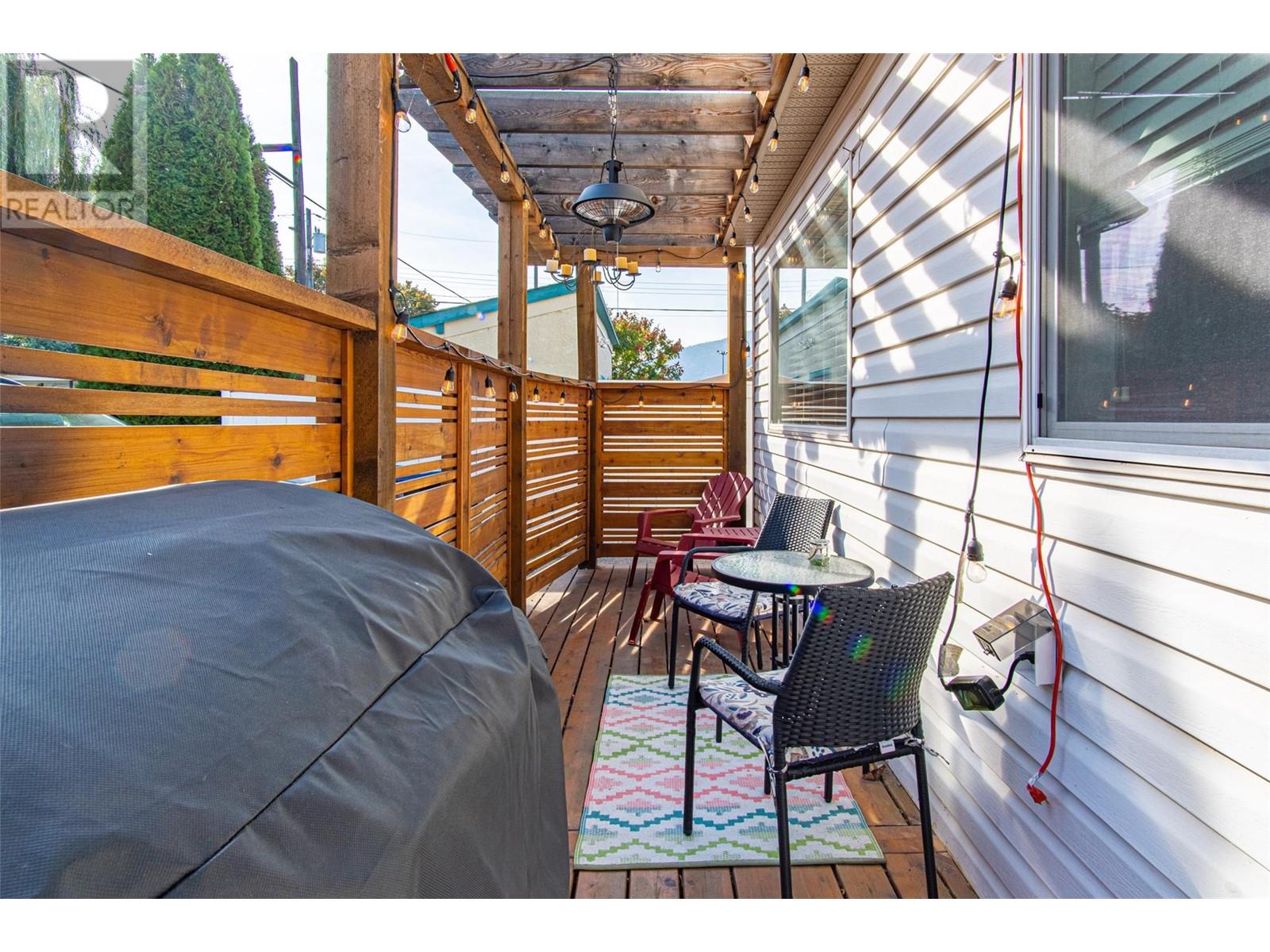 678 Wade Avenue Unit# 102, Penticton, British Columbia  V2A 6X7 - Photo 3 - 10341786