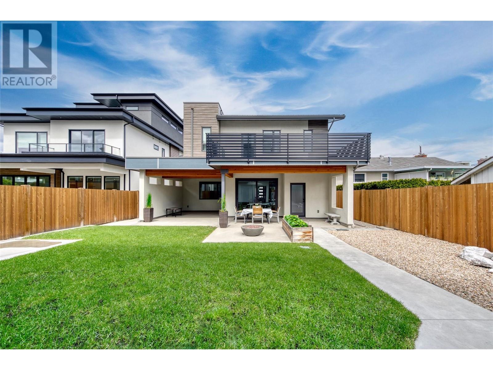 700 Churchill Avenue, Penticton, British Columbia  V2A 1E1 - Photo 38 - 10341657