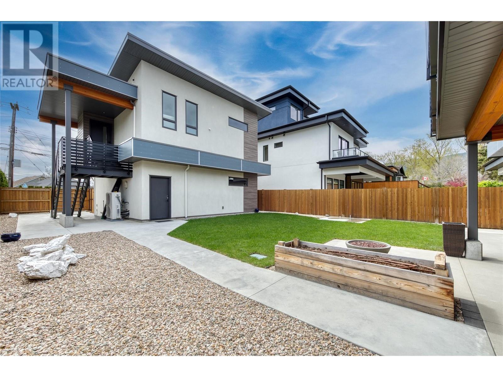 700 Churchill Avenue, Penticton, British Columbia  V2A 1E1 - Photo 40 - 10341657