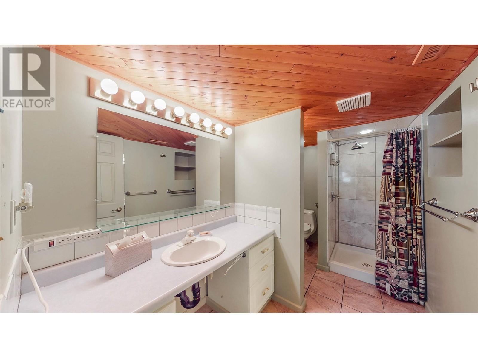 5944 Nicola Street, Oliver, British Columbia  V0H 1T0 - Photo 20 - 10341614