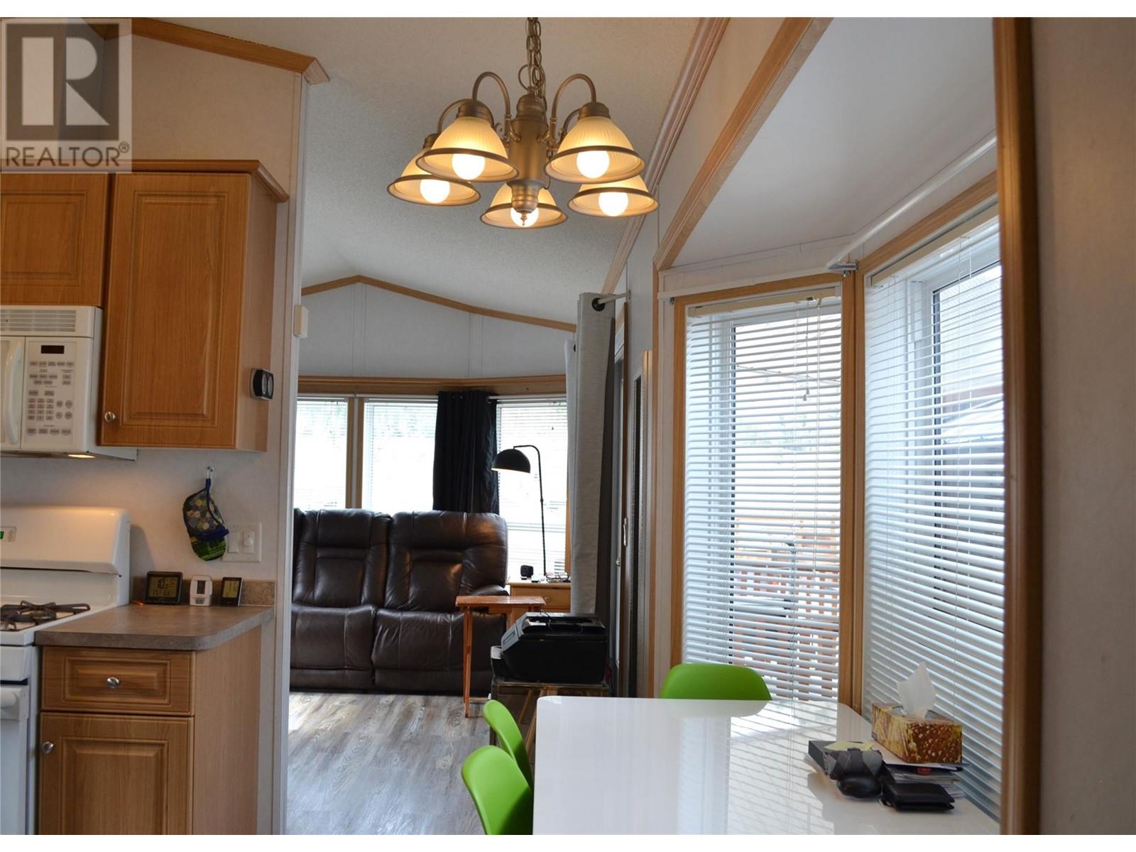 4354 Hwy 3 Highway Unit# 4, Keremeos, British Columbia  V0X 1N1 - Photo 12 - 10341921