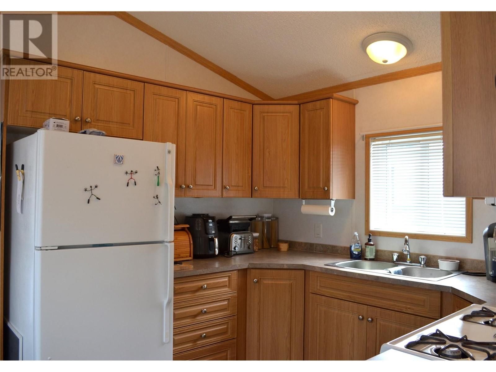 4354 Hwy 3 Highway Unit# 4, Keremeos, British Columbia  V0X 1N1 - Photo 8 - 10341921