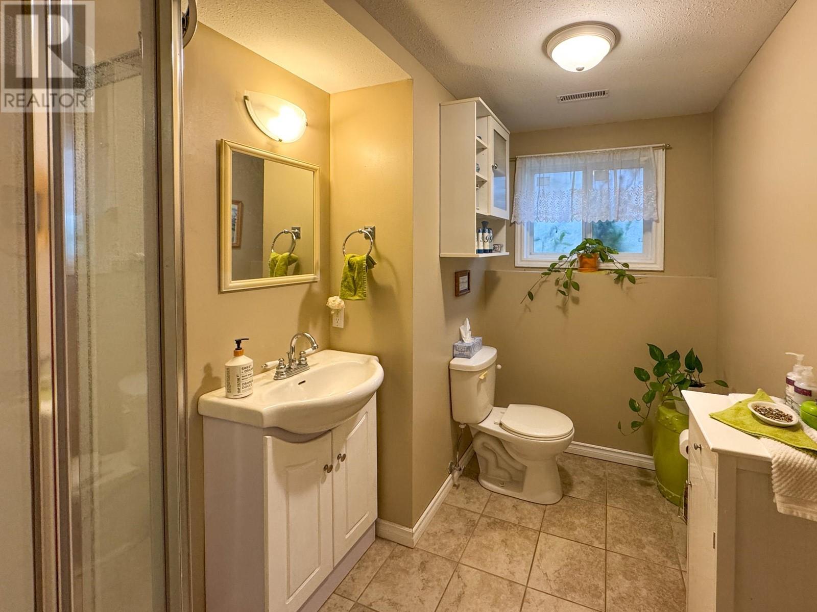 15 Santa Rosa Place, Osoyoos, British Columbia  V0H 1V2 - Photo 14 - 10341922
