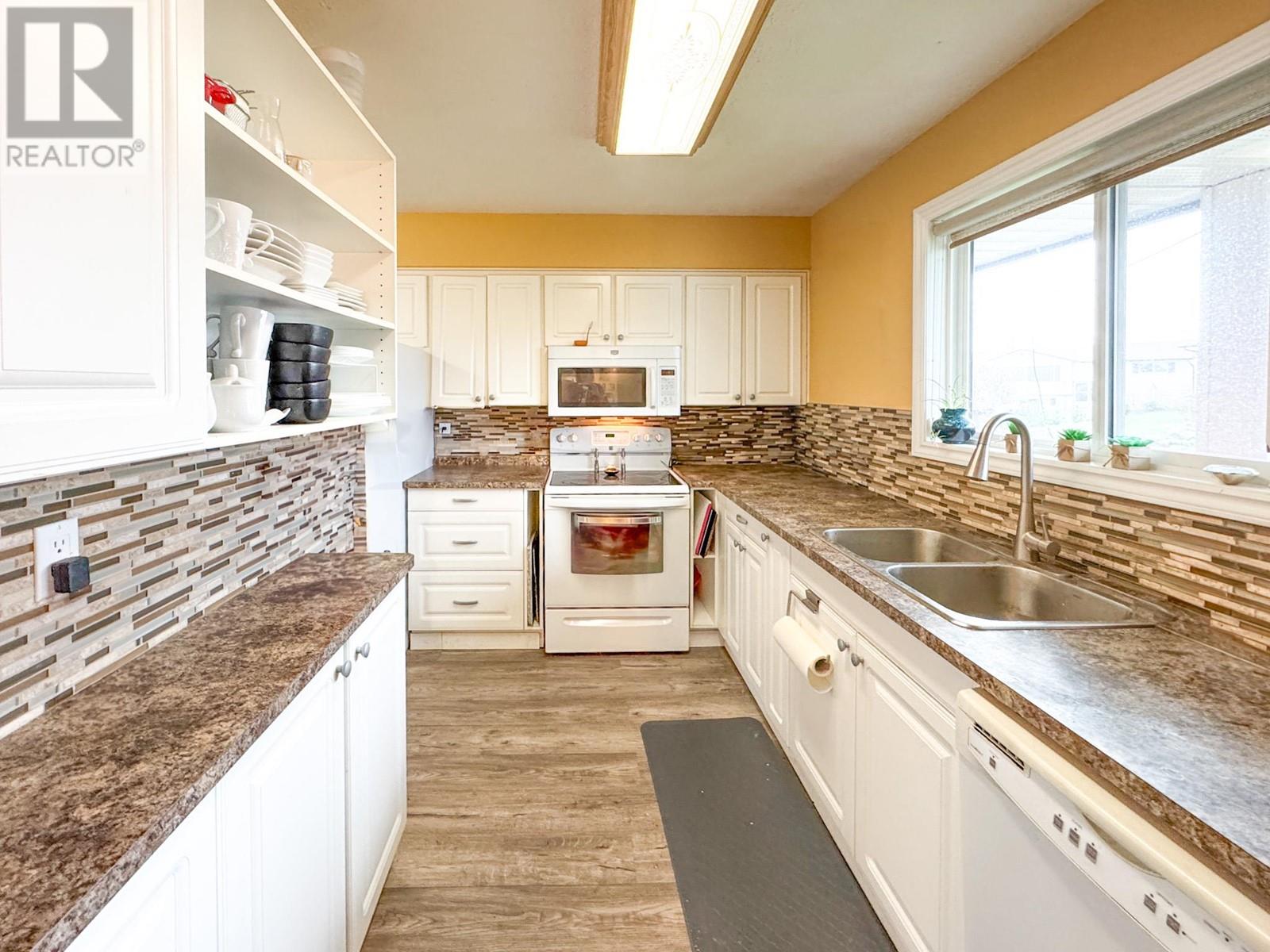 15 Santa Rosa Place, Osoyoos, British Columbia  V0H 1V2 - Photo 6 - 10341922