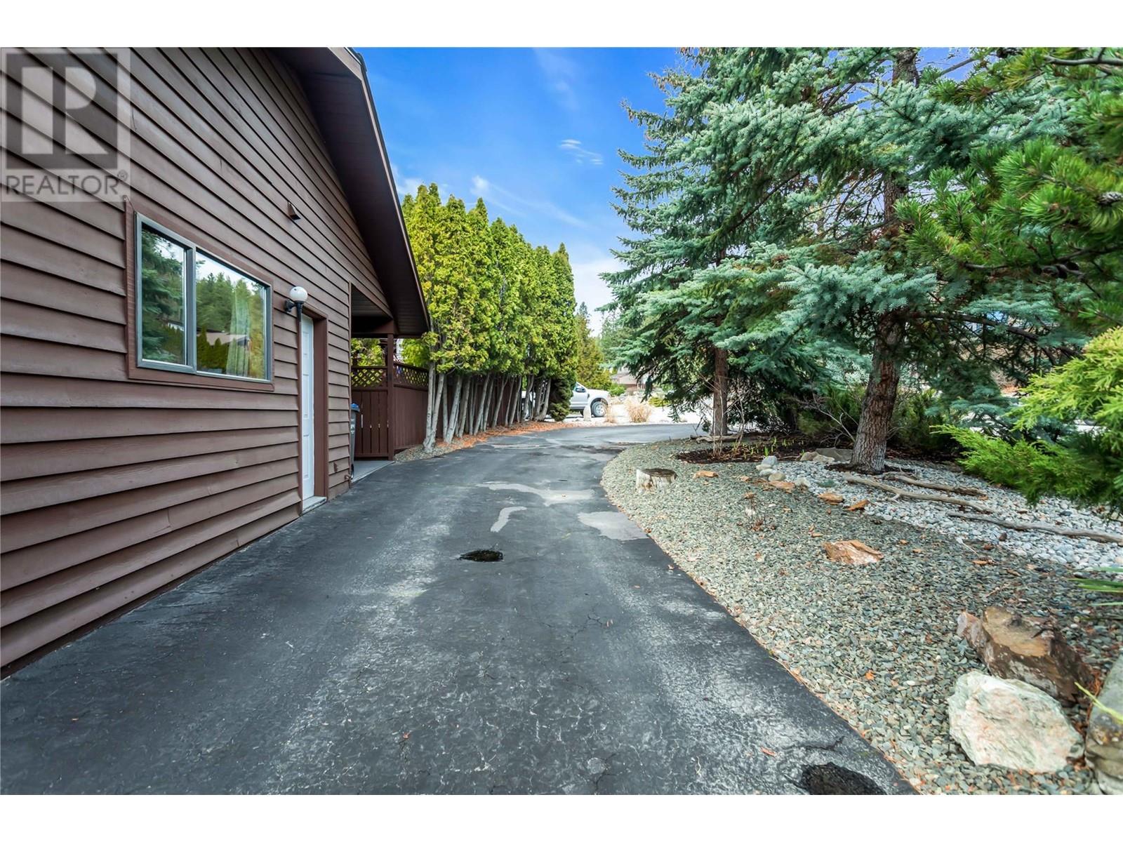 781 Balsam Avenue, Penticton, British Columbia  V2A 7Y8 - Photo 10 - 10342034