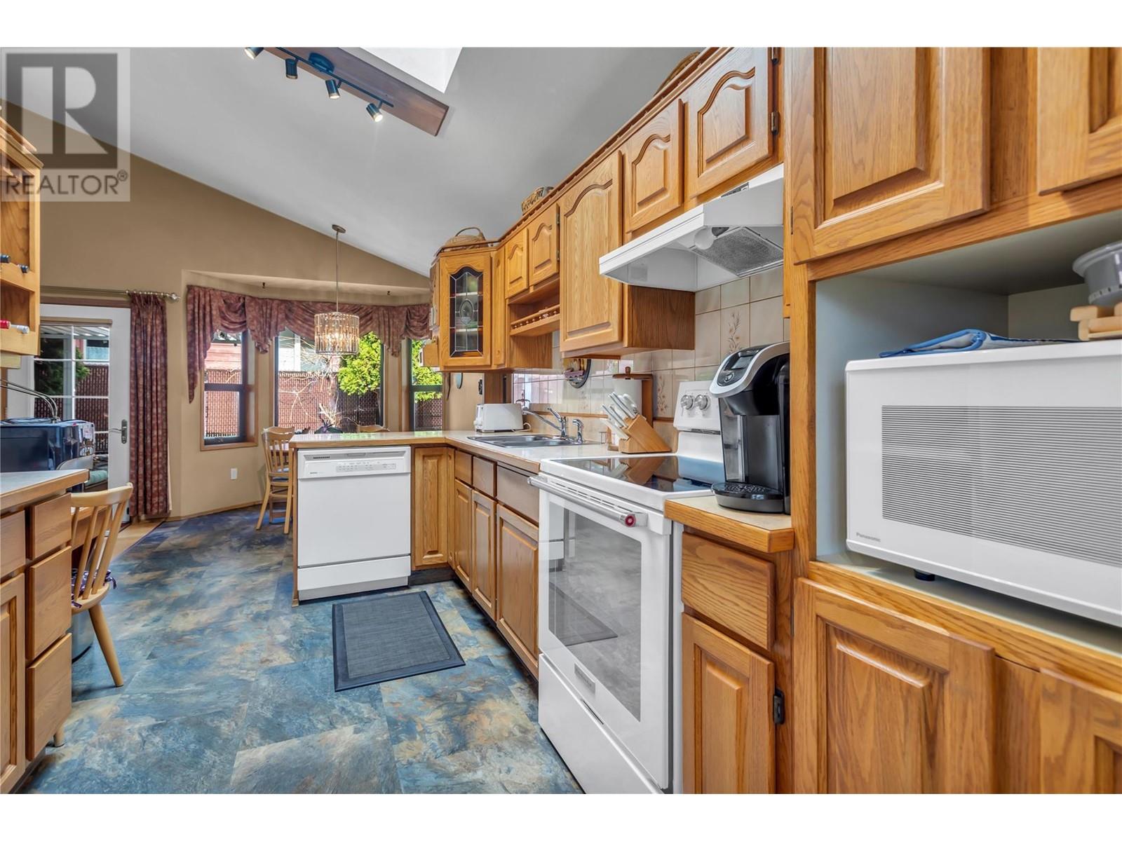 781 Balsam Avenue, Penticton, British Columbia  V2A 7Y8 - Photo 20 - 10342034