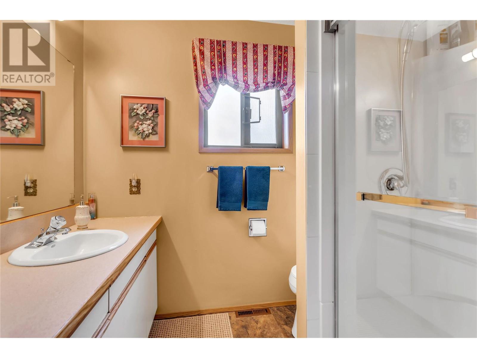 781 Balsam Avenue, Penticton, British Columbia  V2A 7Y8 - Photo 39 - 10342034