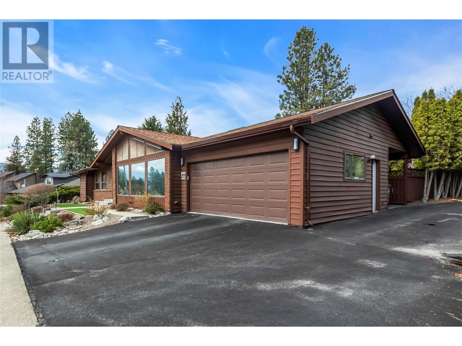781 Balsam Avenue, Penticton, British Columbia  V2A 7Y8 - Photo 5 - 10342034