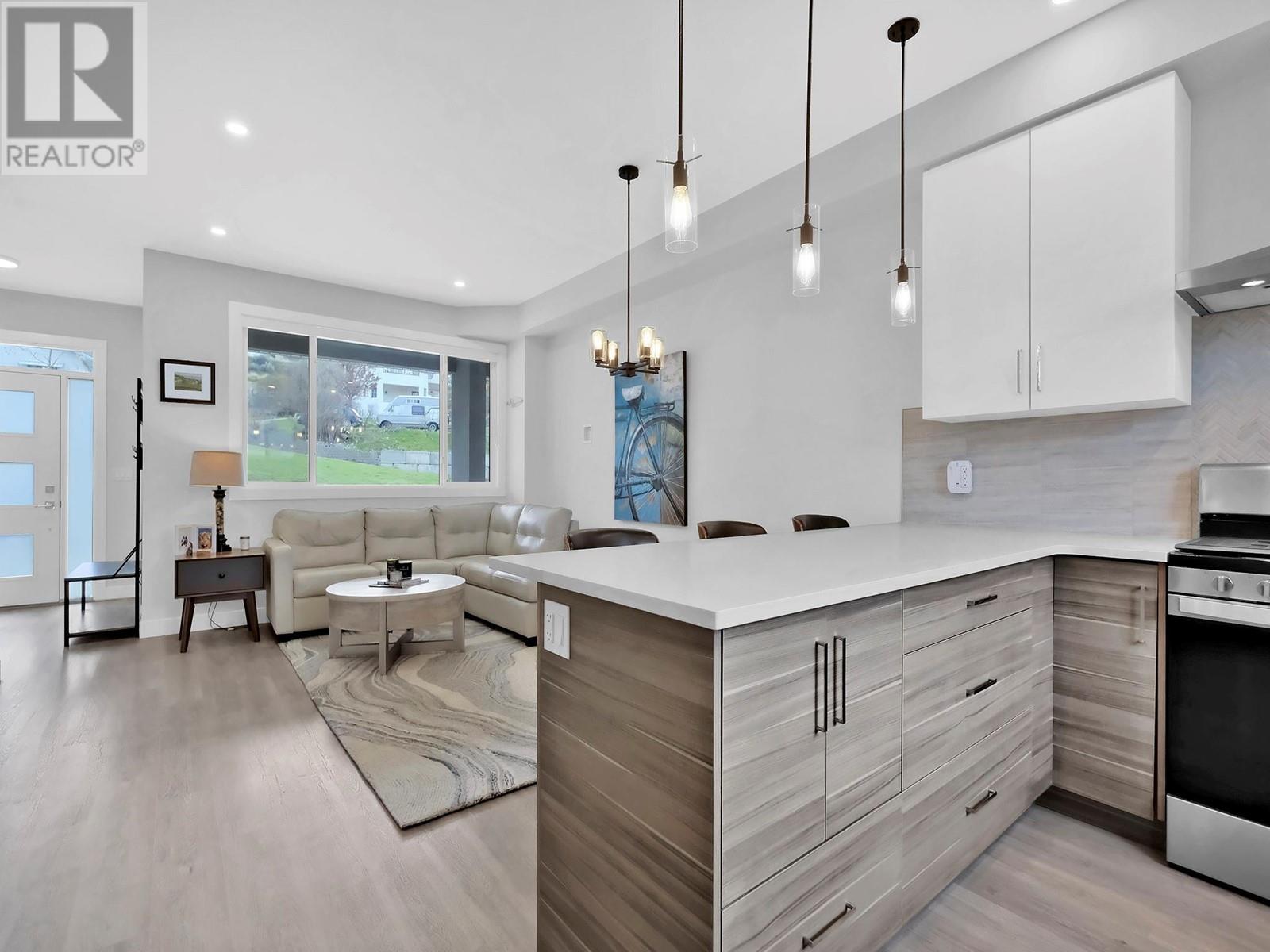253 Norton Street Unit# 105, Penticton, British Columbia  V2A 4H8 - Photo 4 - 10342028