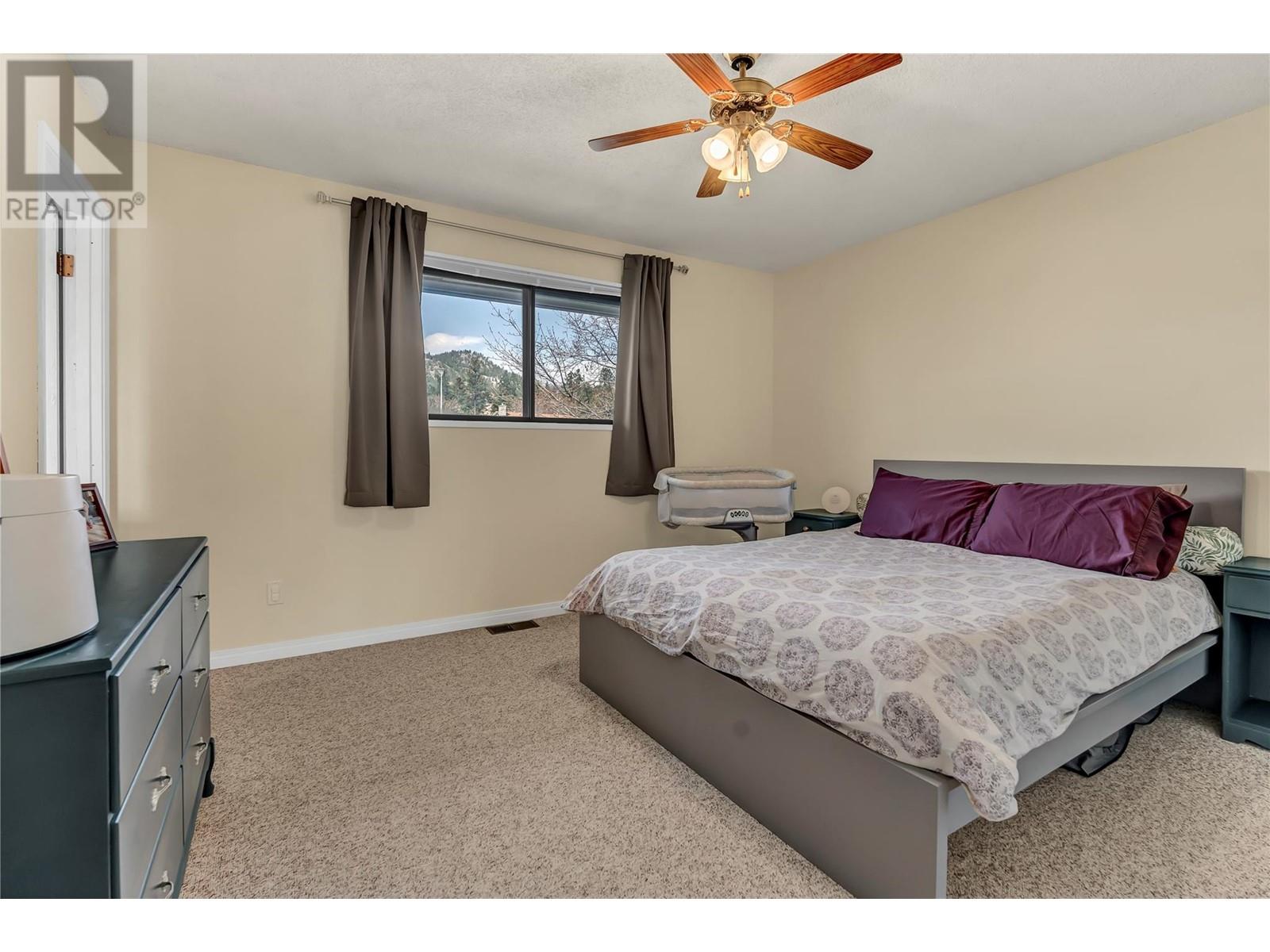 1385 Maccleave Avenue, Penticton, British Columbia  V2A 3E4 - Photo 10 - 10340799