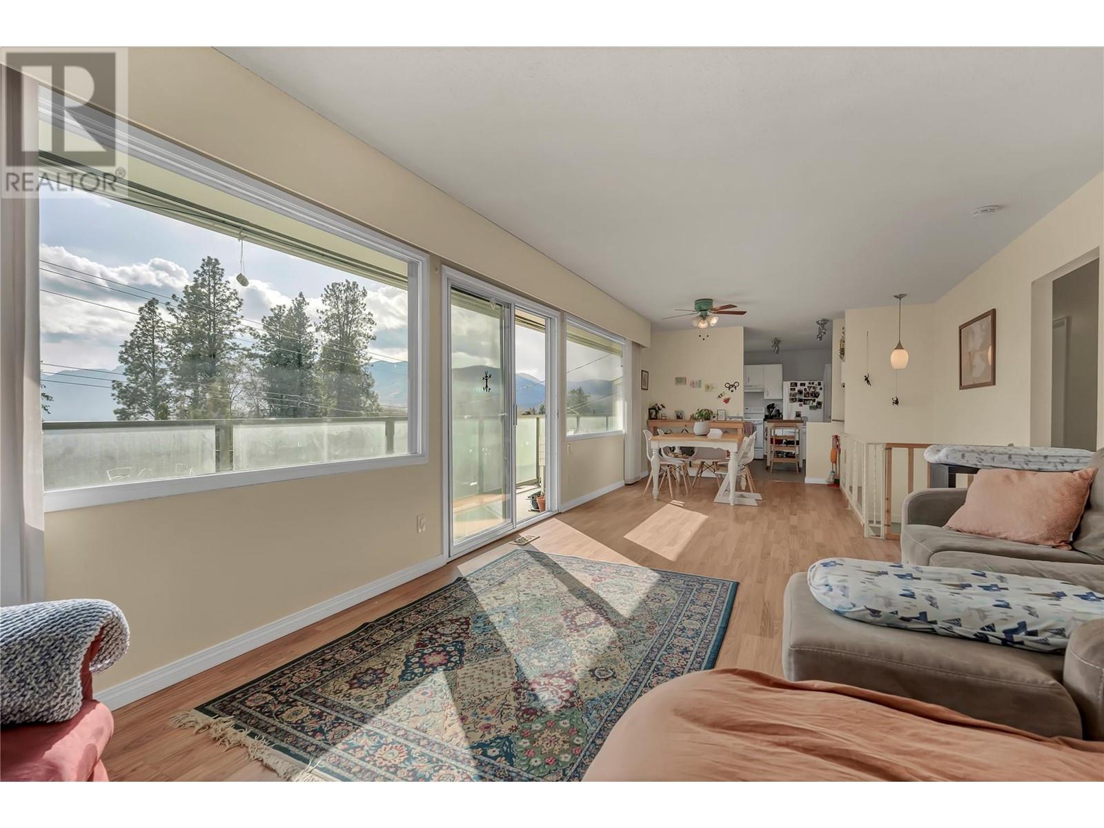 1385 Maccleave Avenue, Penticton, British Columbia  V2A 3E4 - Photo 9 - 10340799