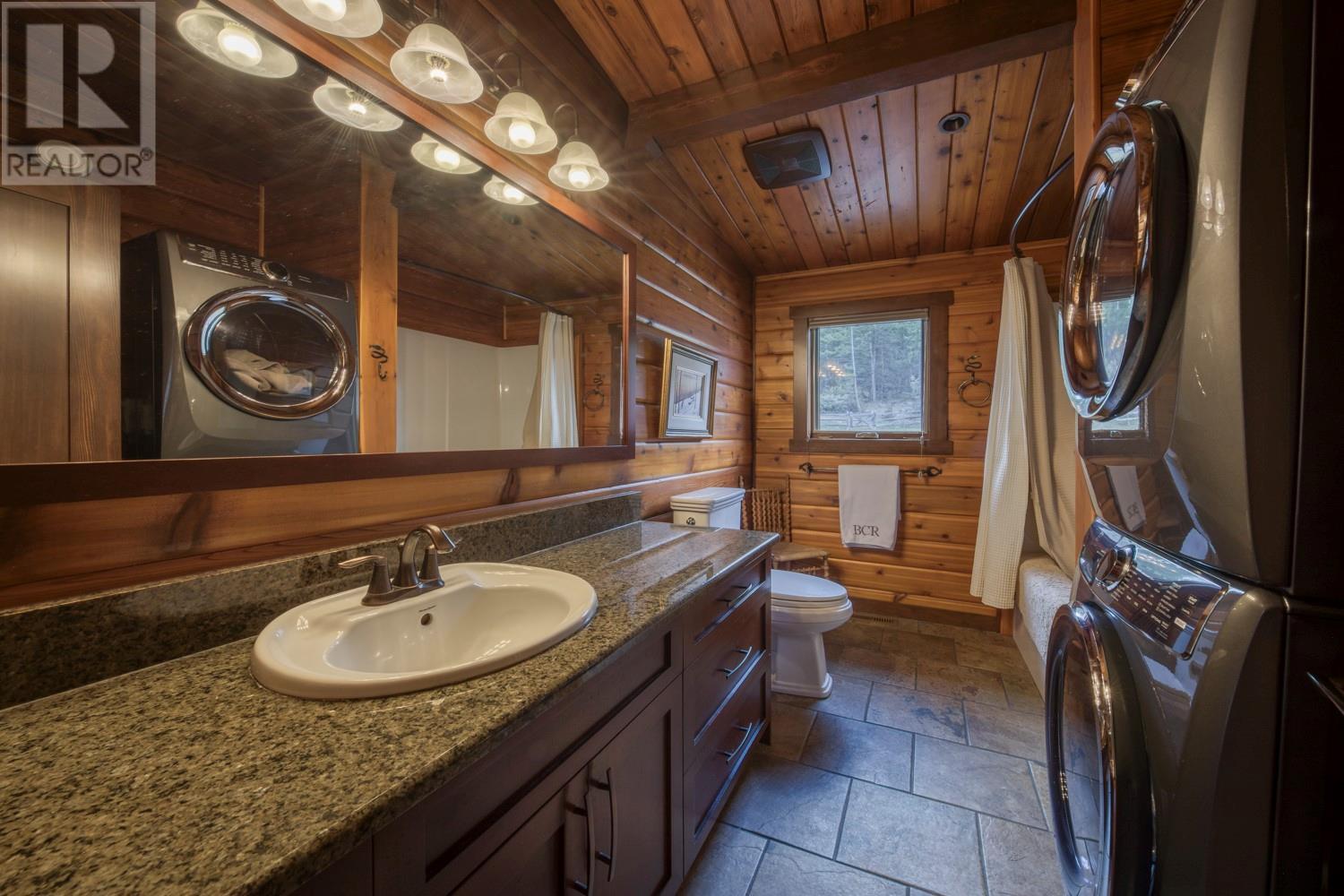 2175 Westside Road, Invermere, British Columbia  V0A 1K0 - Photo 40 - 10341738