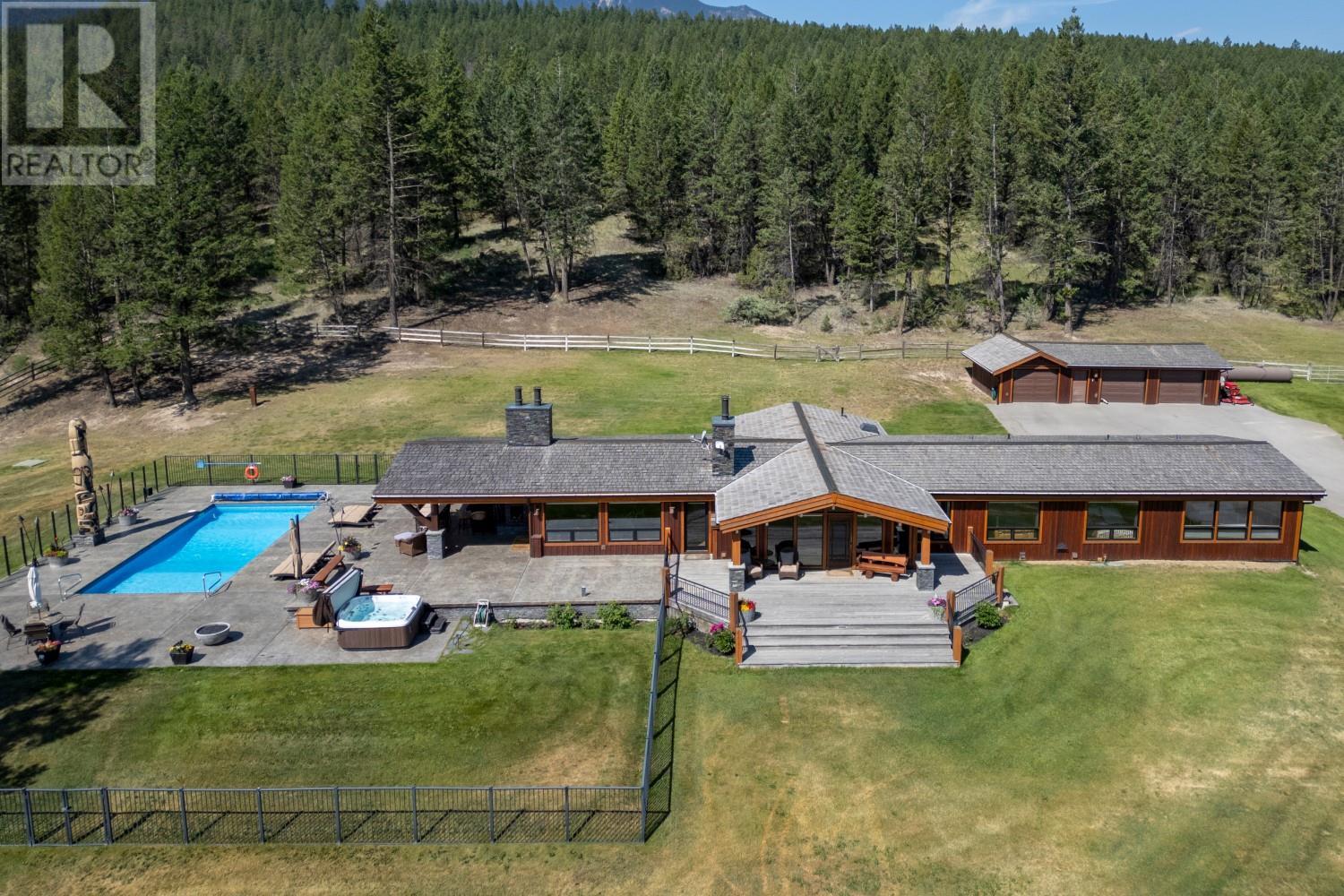 2175 Westside Road, Invermere, British Columbia  V0A 1K0 - Photo 6 - 10341738