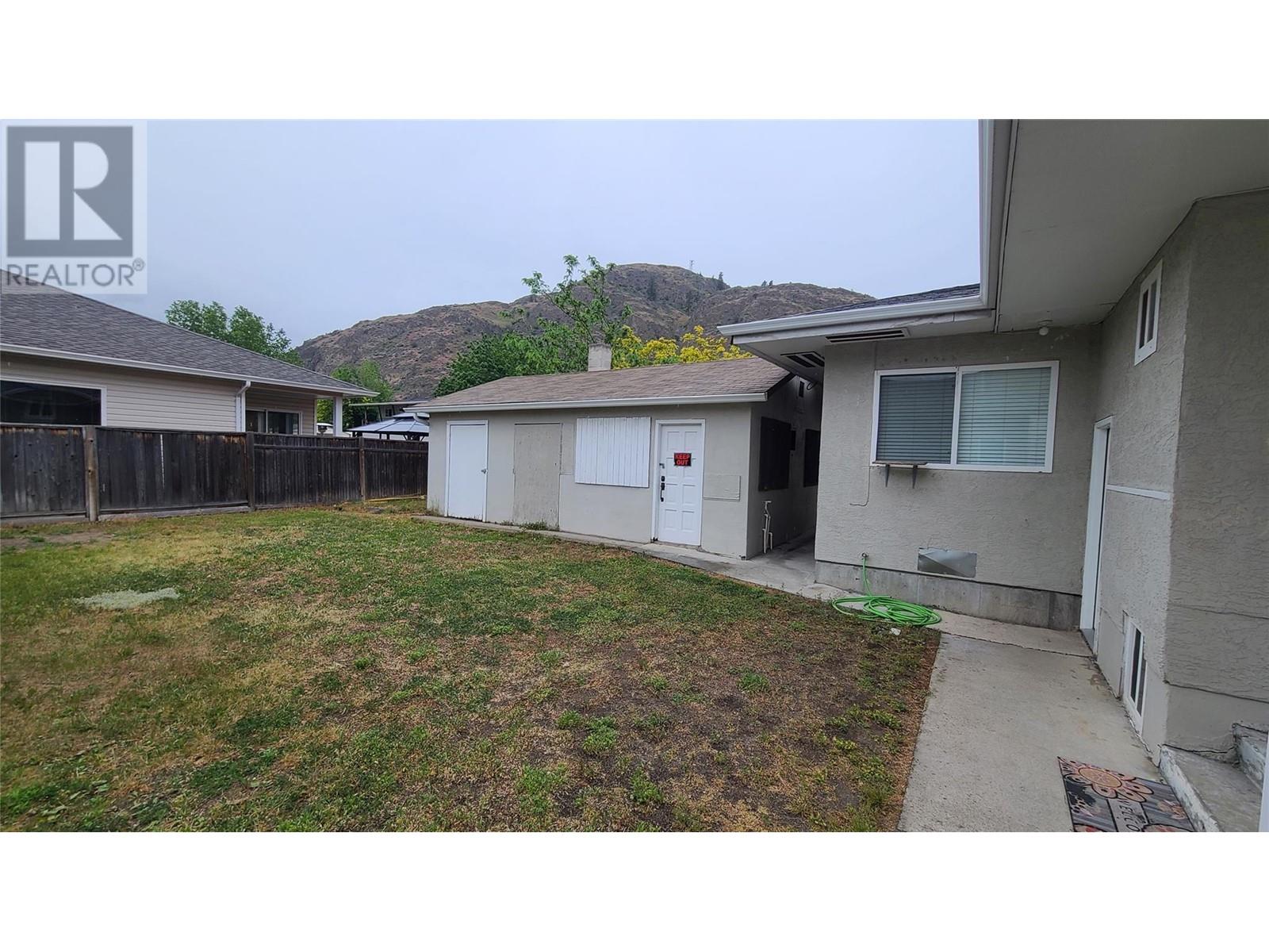 6056 Spartan Street, Oliver, British Columbia  V0H 1T0 - Photo 21 - 10342054
