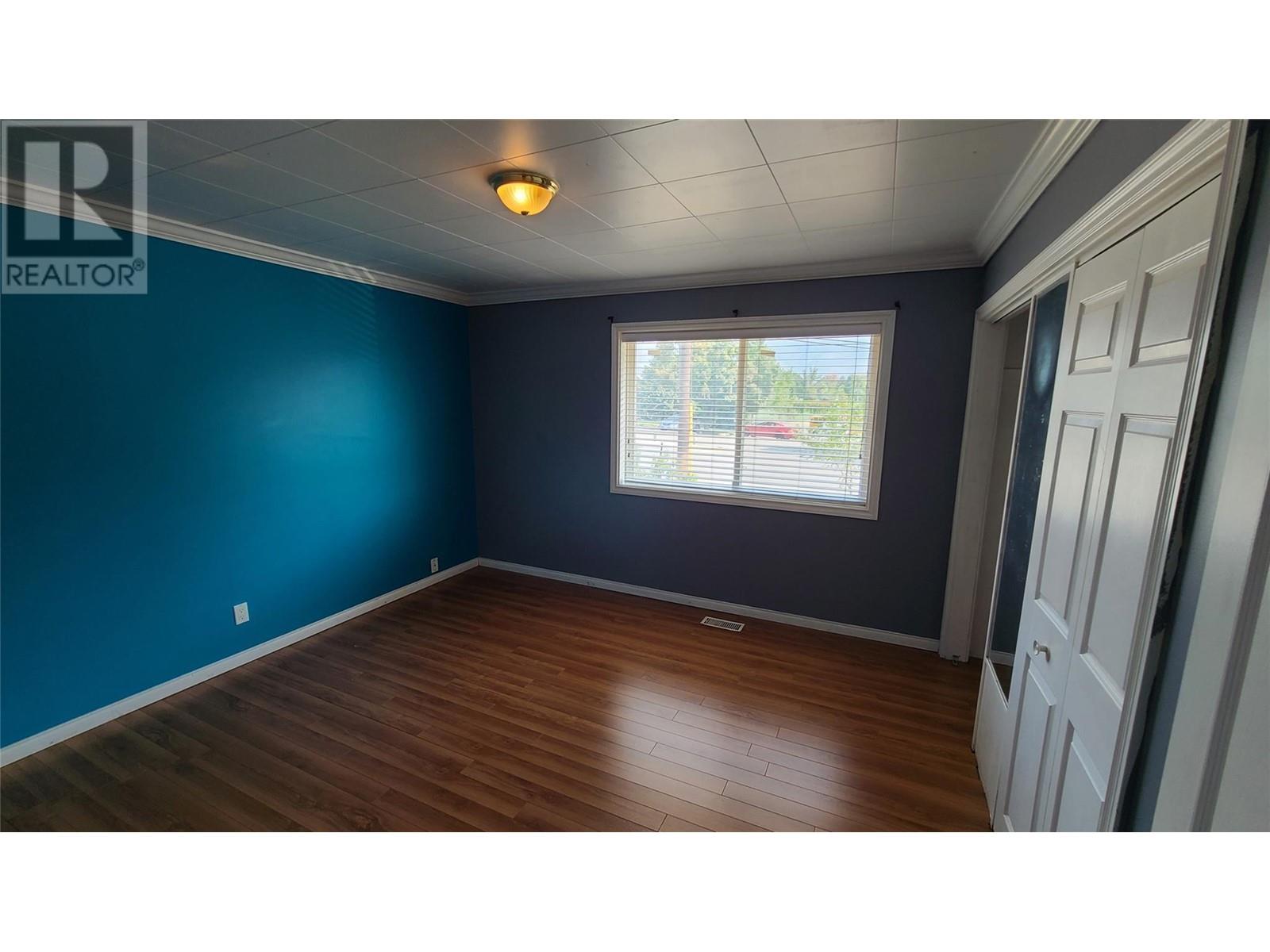 6056 Spartan Street, Oliver, British Columbia  V0H 1T0 - Photo 7 - 10342054