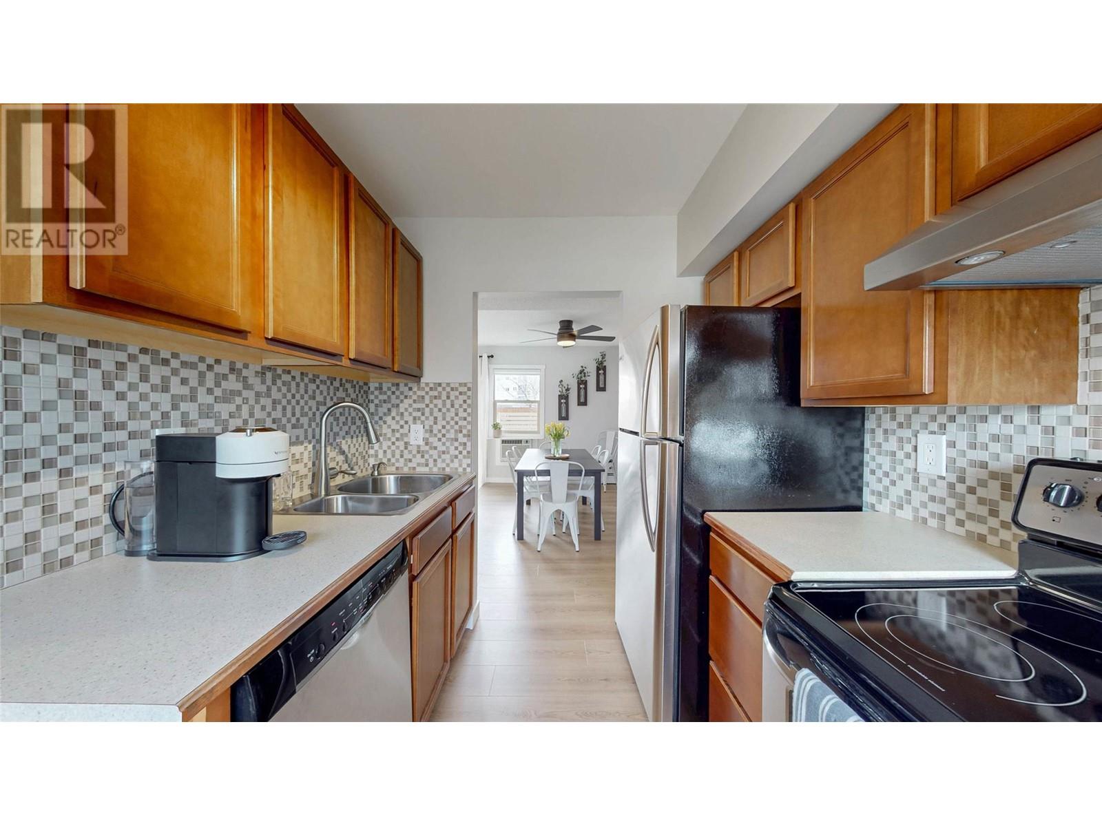 310 Yorkton Avenue Unit# 28, Penticton, British Columbia  V2A 6Z8 - Photo 6 - 10341929