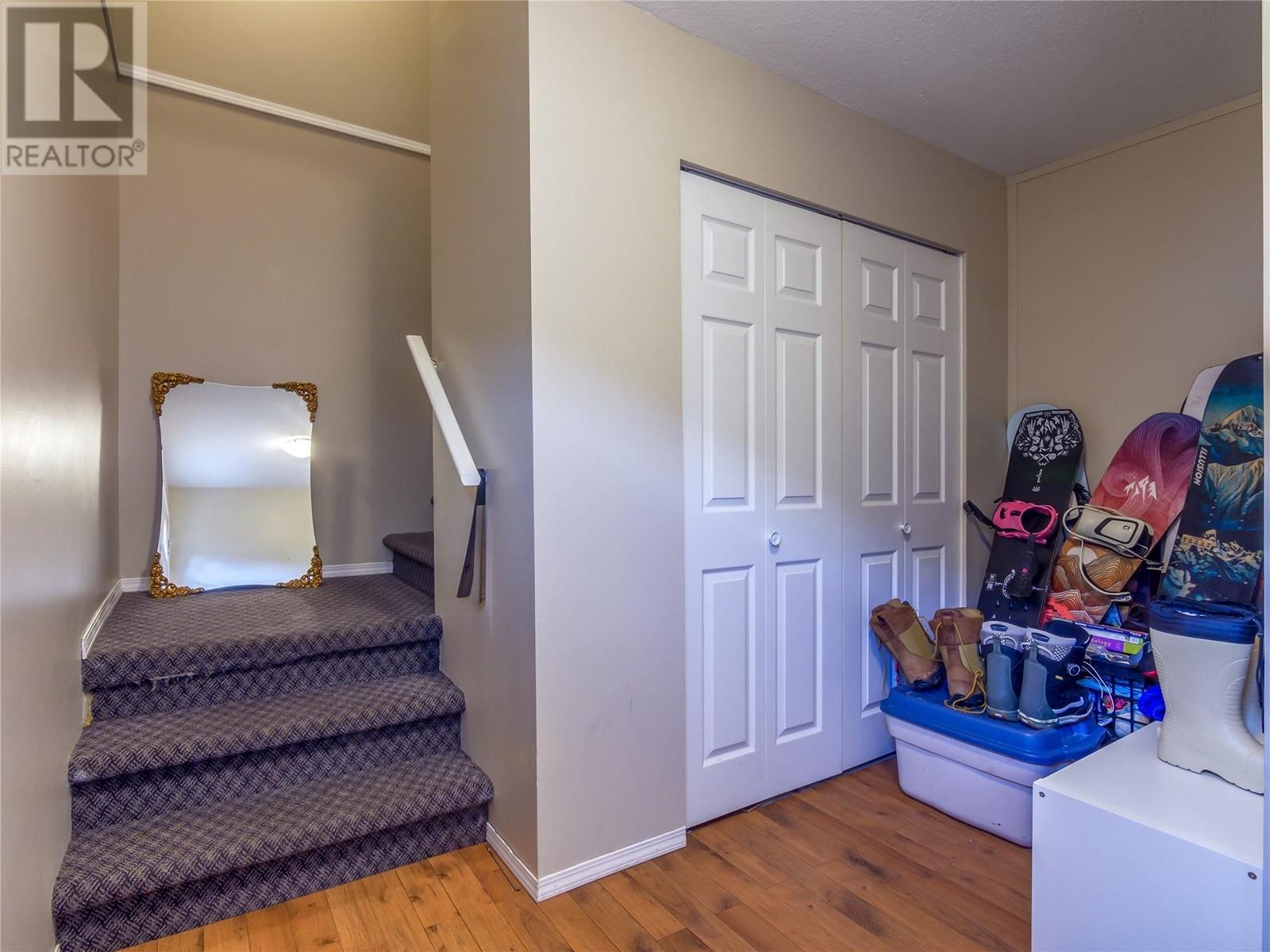 197 Roy Avenue, Penticton, British Columbia  V2A 3M8 - Photo 2 - 10342114