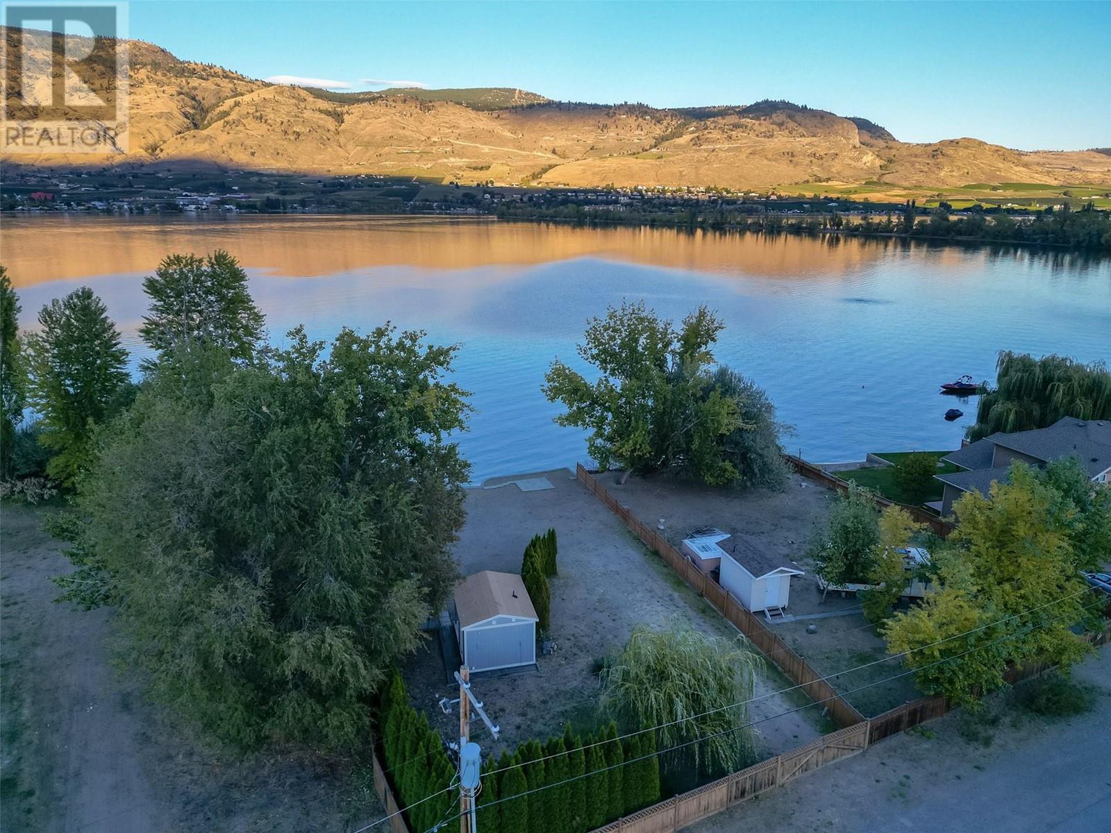 4025 Oleander Drive, Osoyoos, British Columbia  V0H 1V1 - Photo 30 - 10342082