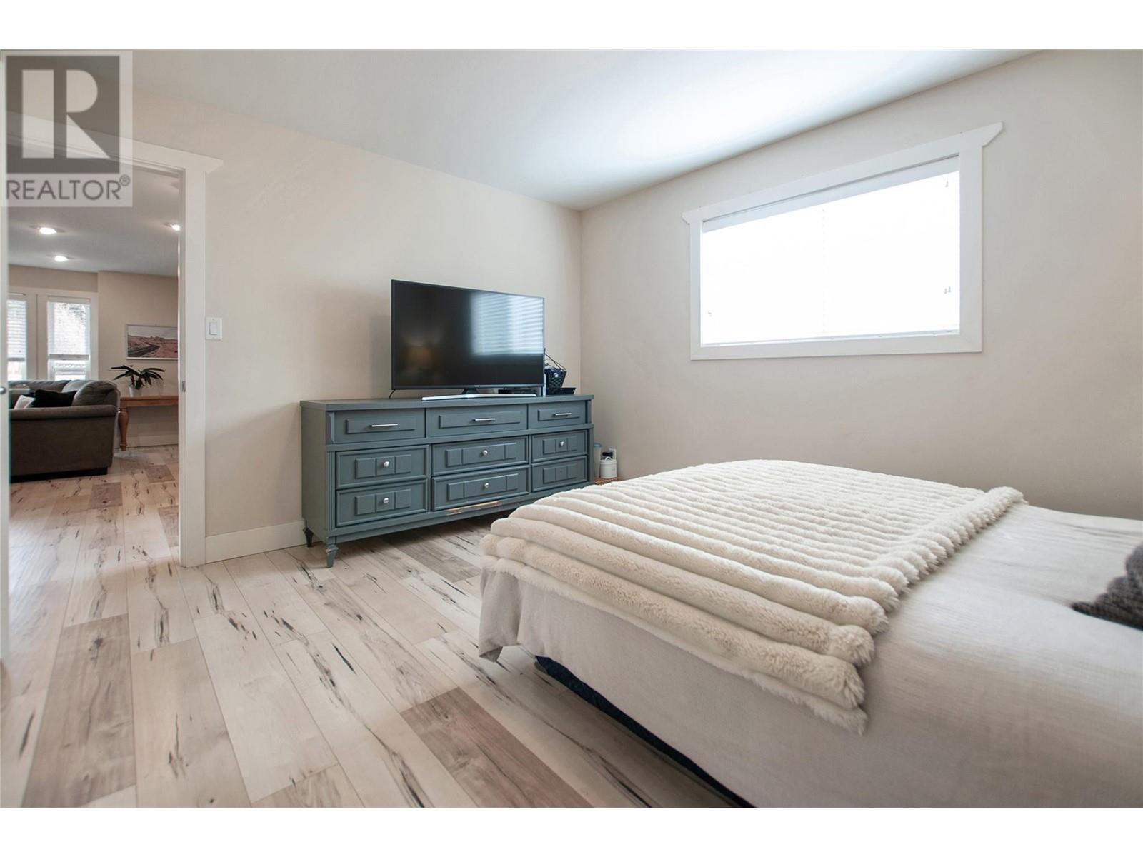 242 Van Horne Street Unit# 102, Penticton, British Columbia  V2A 4K4 - Photo 11 - 10341779
