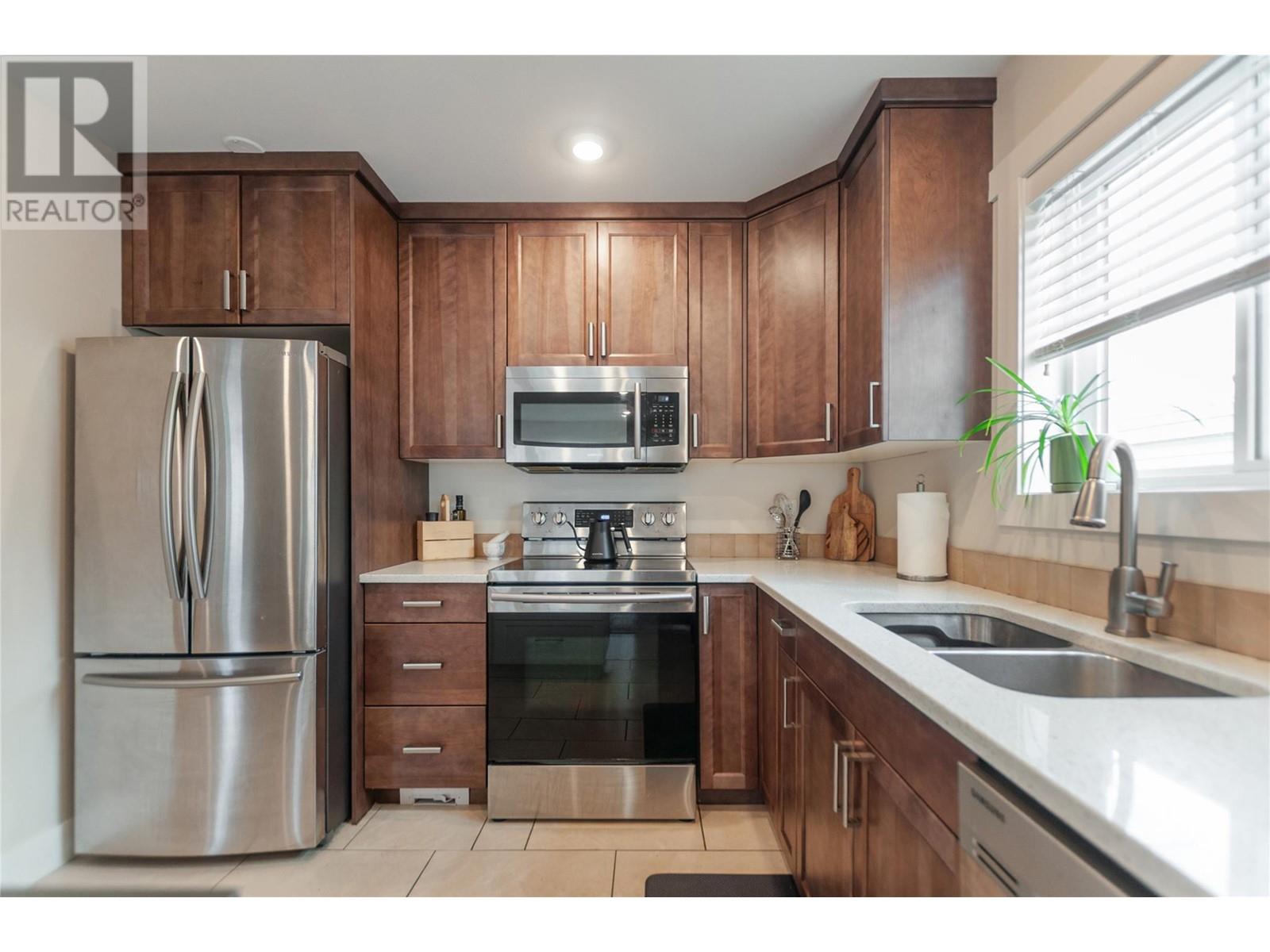 242 Van Horne Street Unit# 102, Penticton, British Columbia  V2A 4K4 - Photo 6 - 10341779