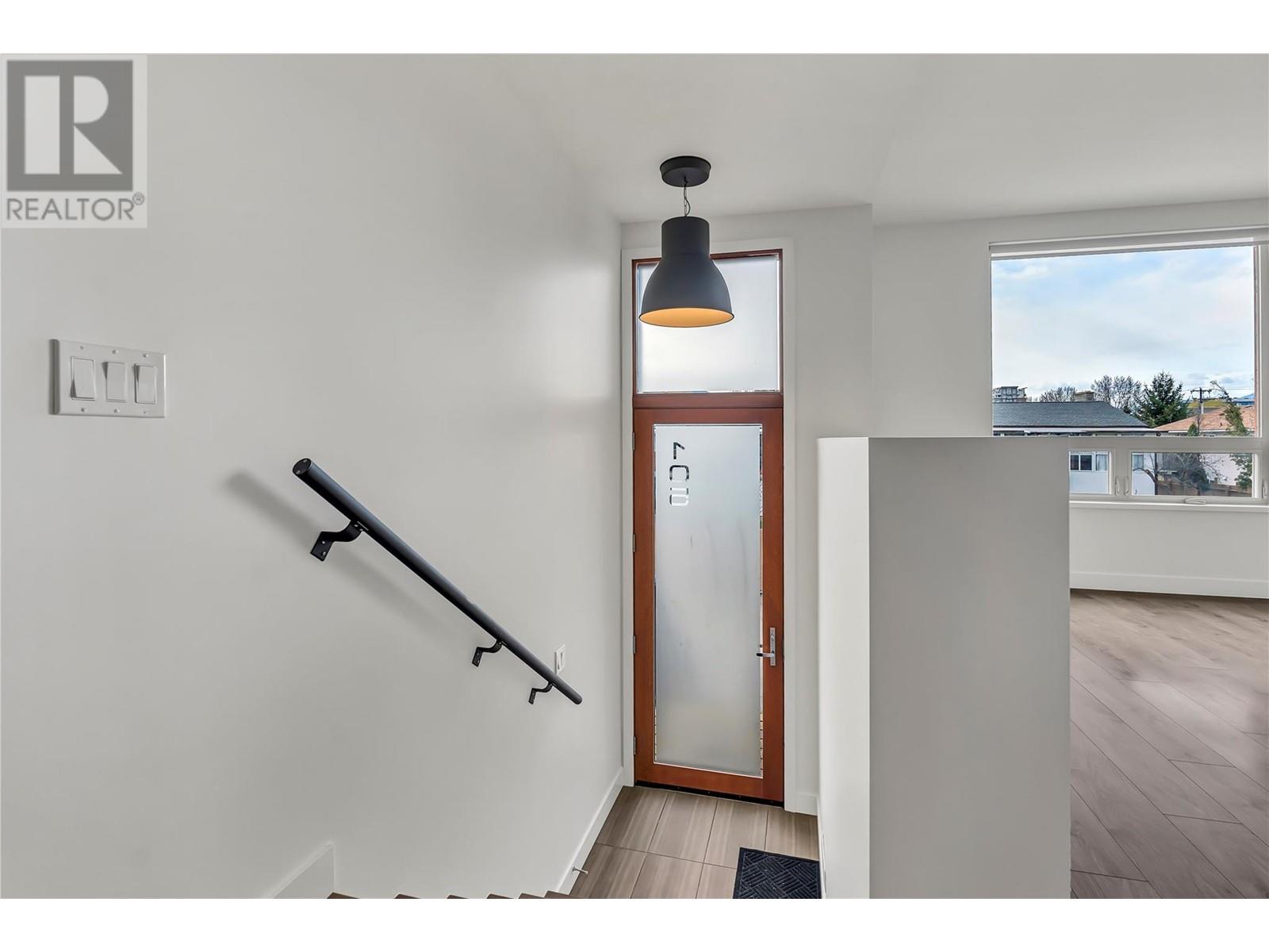 2922 Wilson Street Unit# 105, Penticton, British Columbia  V2A 6H5 - Photo 4 - 10341851
