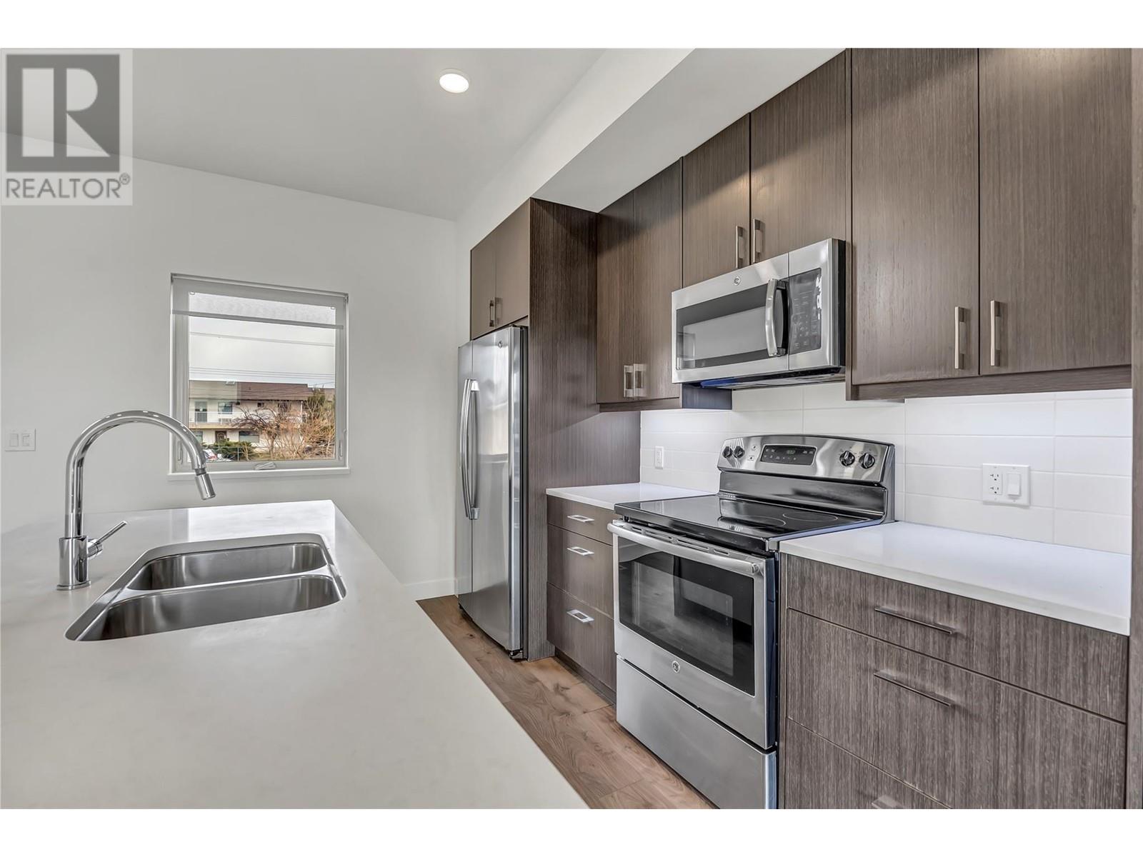 2922 Wilson Street Unit# 105, Penticton, British Columbia  V2A 6H5 - Photo 9 - 10341851
