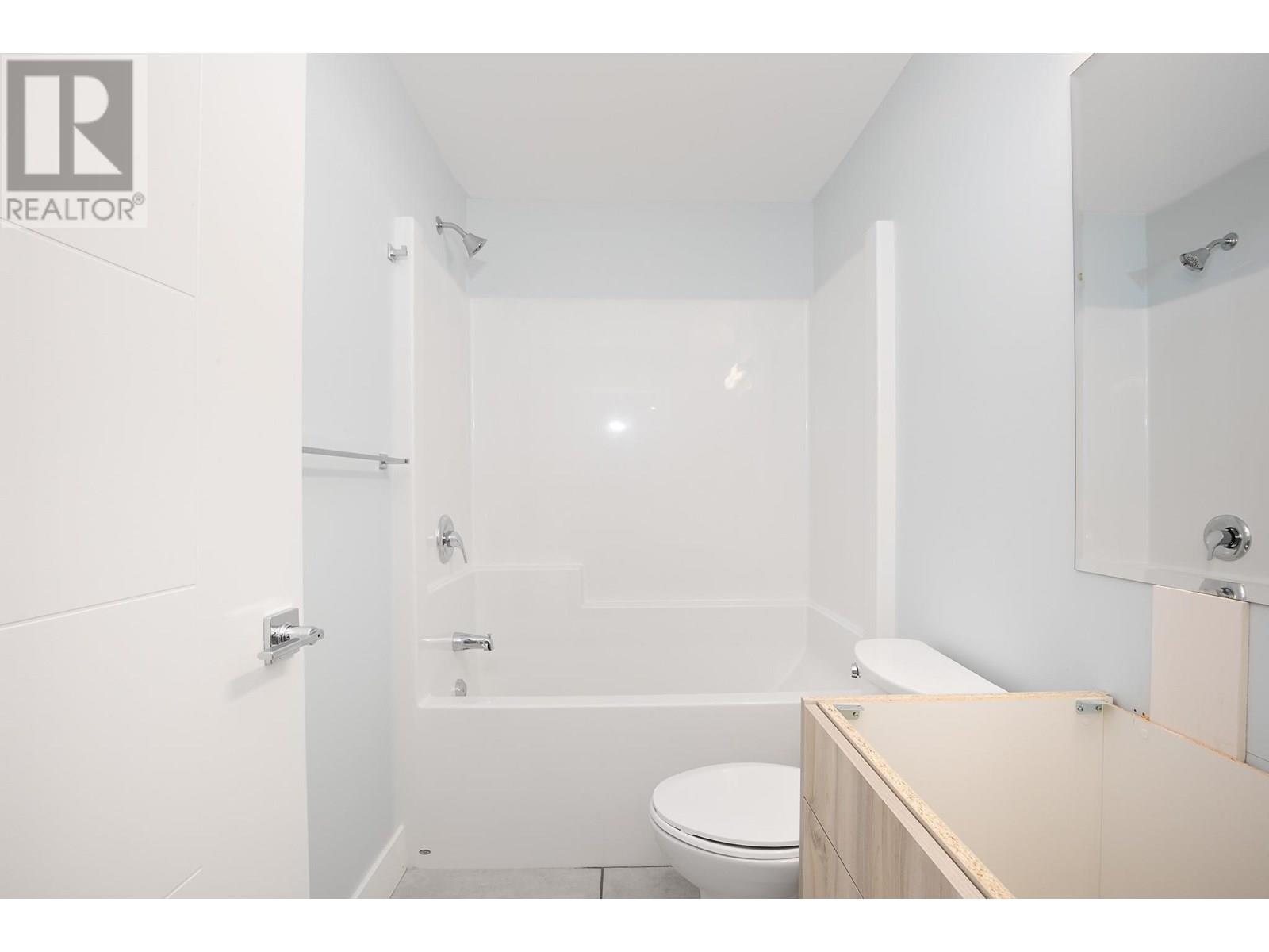 215 Royal Avenue Unit# 305, Kamloops, British Columbia  V2H 1T7 - Photo 11 - 10342198