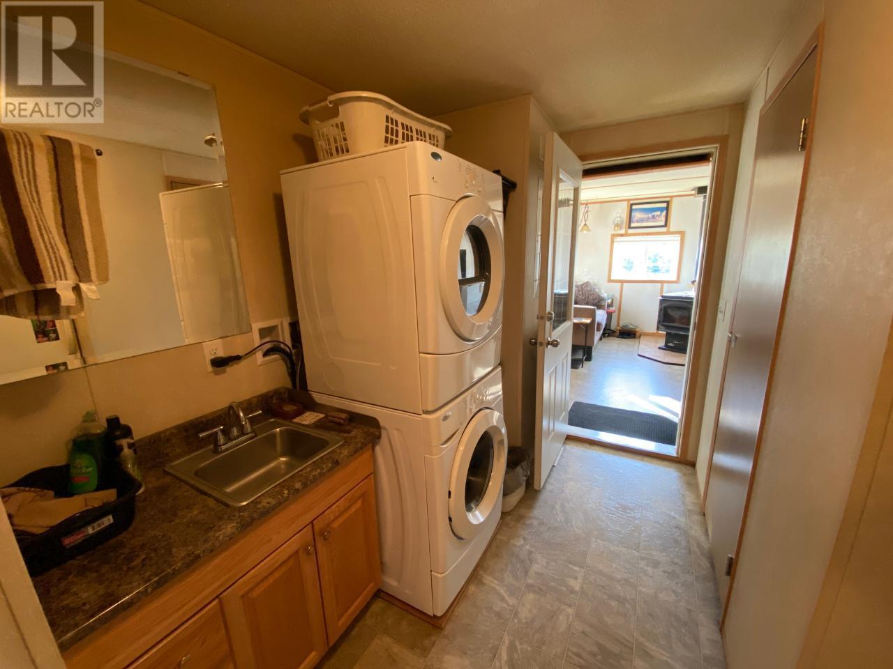3711 212 Road, Dawson Creek, British Columbia  V1G 4E7 - Photo 40 - 201421