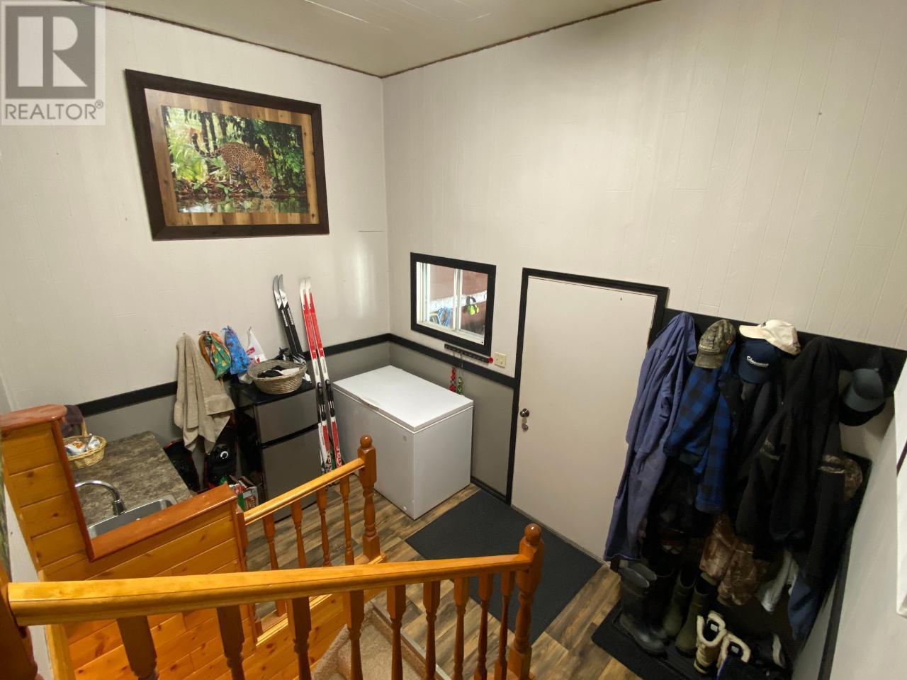 3711 212 Road, Dawson Creek, British Columbia  V1G 4E7 - Photo 7 - 201421