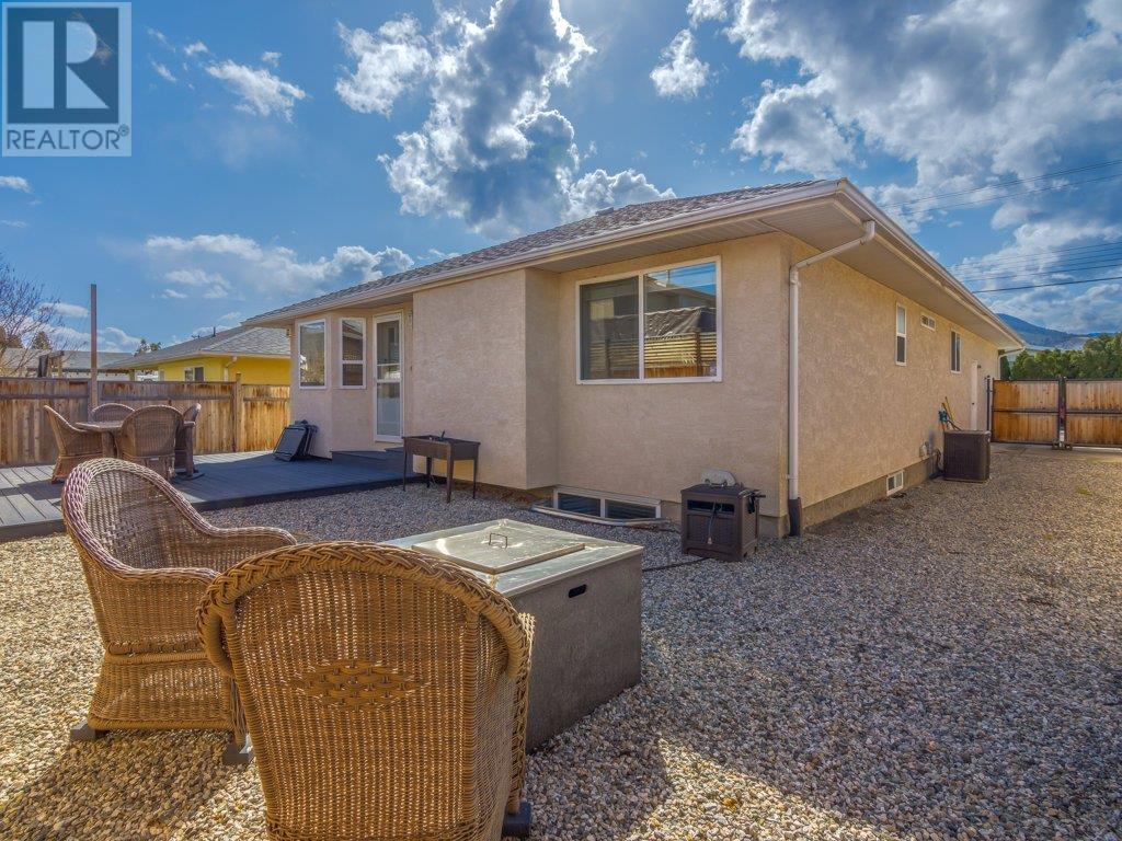 1768 Quebec Street, Penticton, British Columbia  V2A 6E1 - Photo 32 - 10342241
