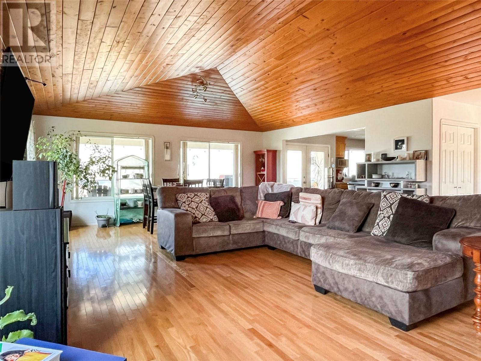 11629 97th Highway, Osoyoos, British Columbia  V0H 1V2 - Photo 17 - 10341911