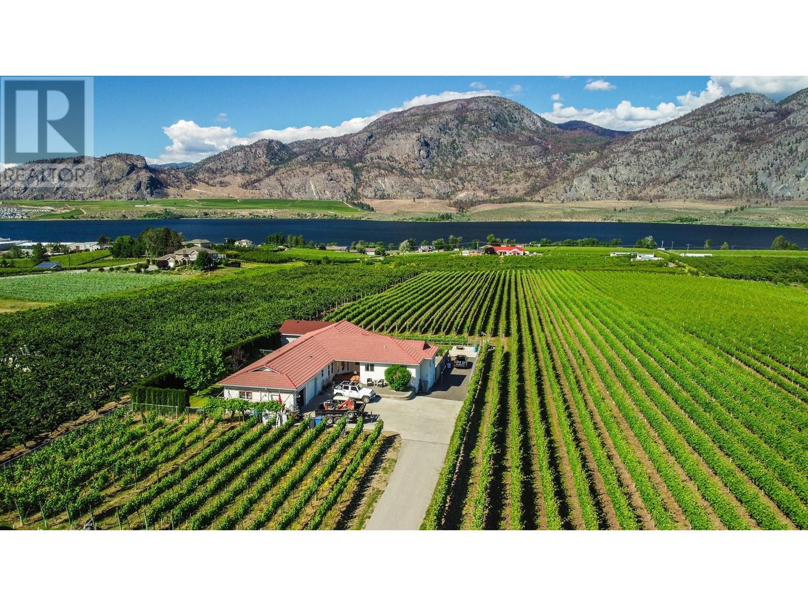 11629 97th Highway, Osoyoos, British Columbia  V0H 1V2 - Photo 9 - 10341911