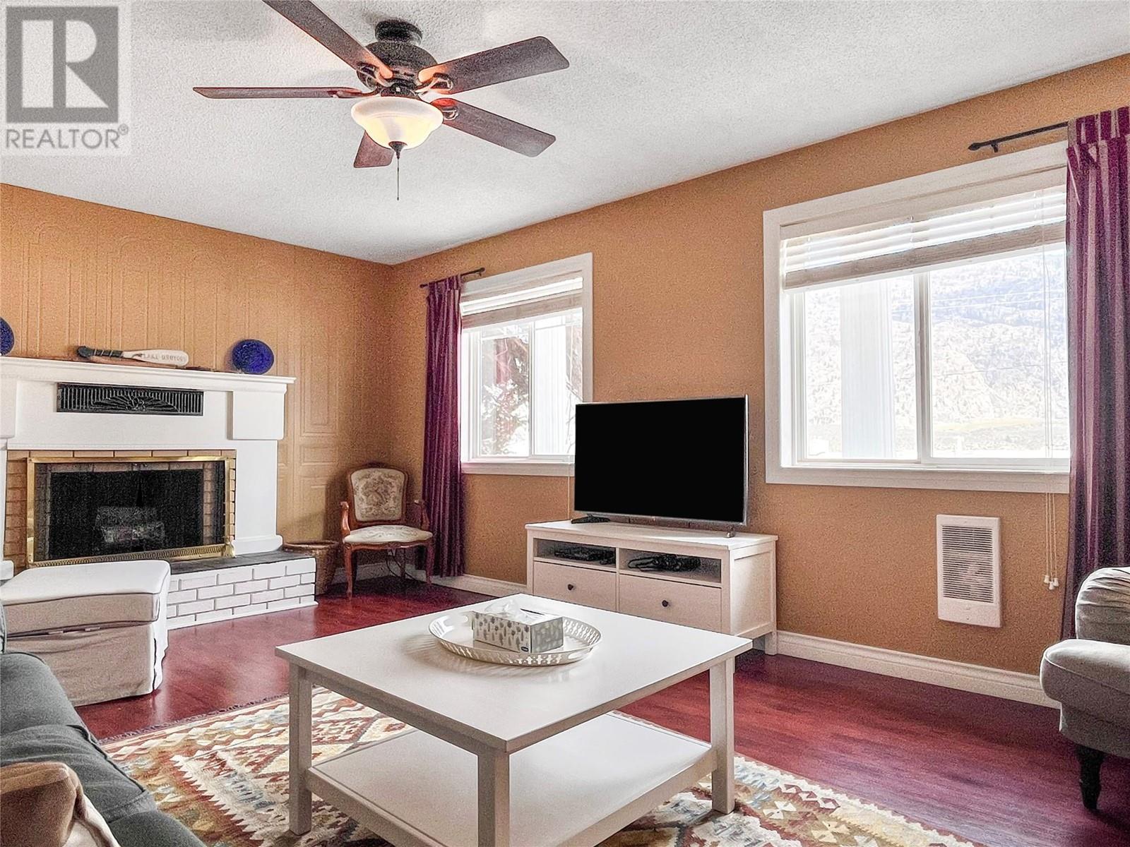 8404 Gala Crescent, Osoyoos, British Columbia  V0H 1V2 - Photo 12 - 10340875