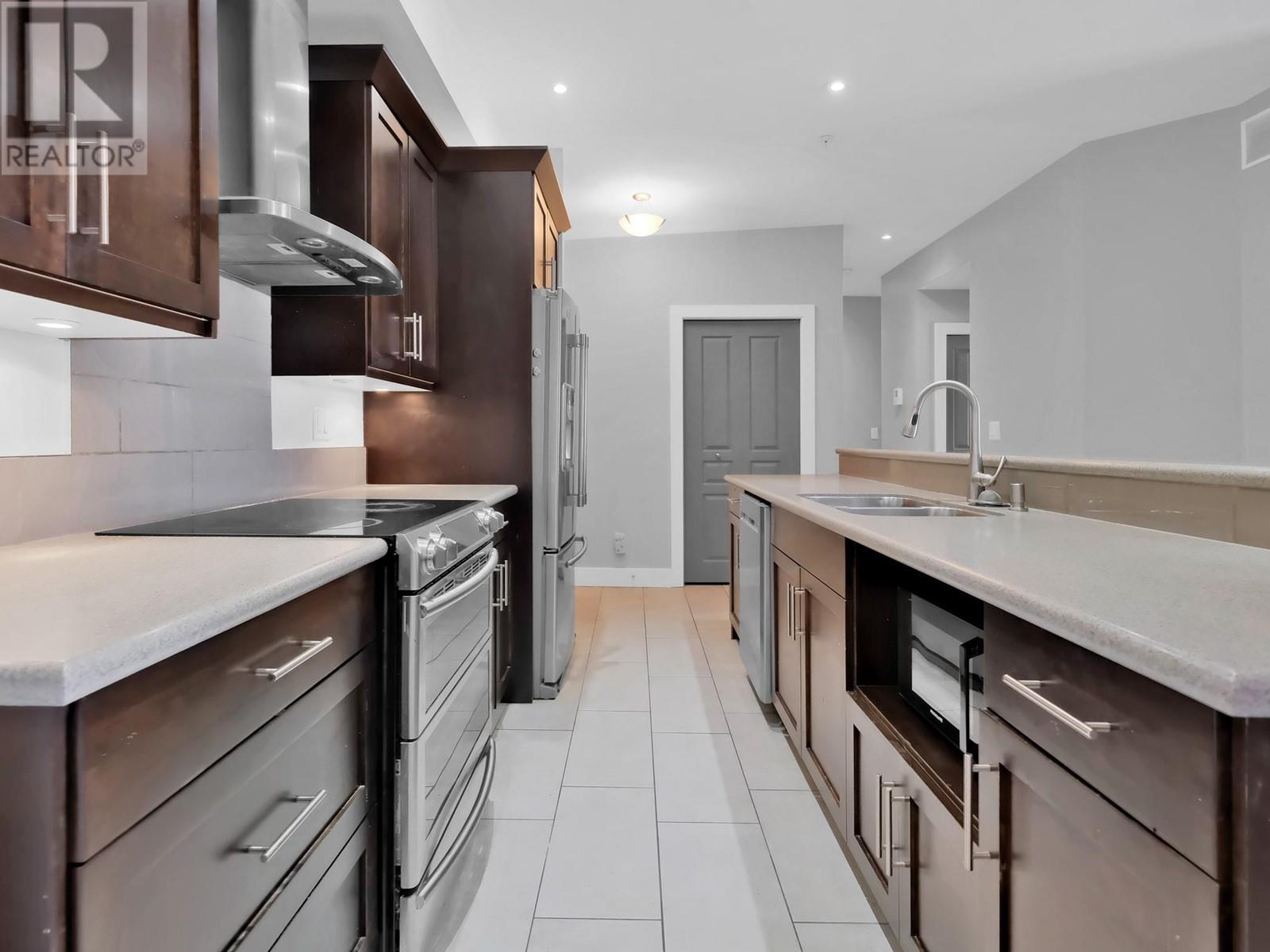 250 Waterford Avenue Unit# 311, Penticton, British Columbia  V2A 3T8 - Photo 9 - 10342357