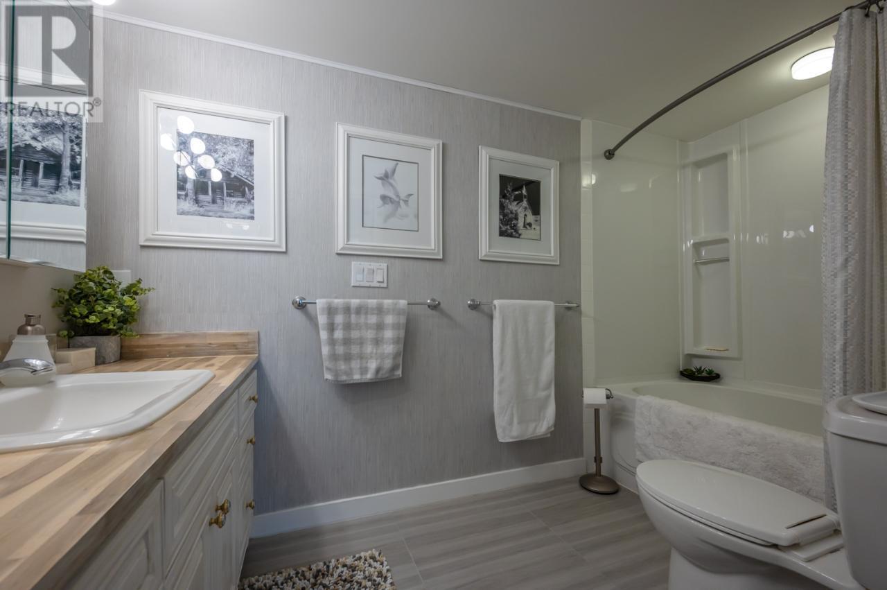 22 Abbott Street Unit# 104, Penticton, British Columbia  V2A 4J2 - Photo 19 - 10342403