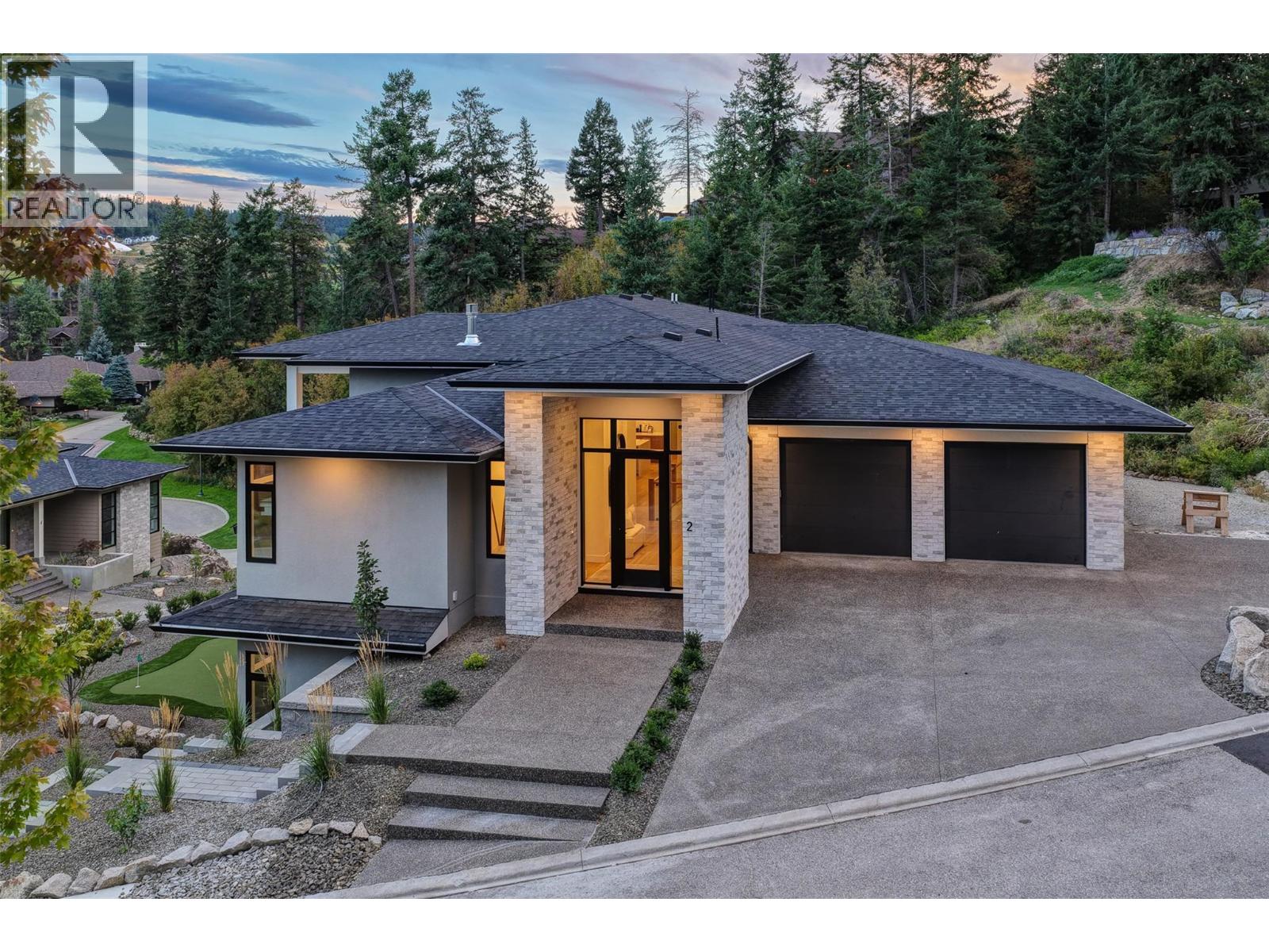 271 Chicopee Road Unit# 2, Vernon, British Columbia  V1H 1V7 - Photo 2 - 10340915