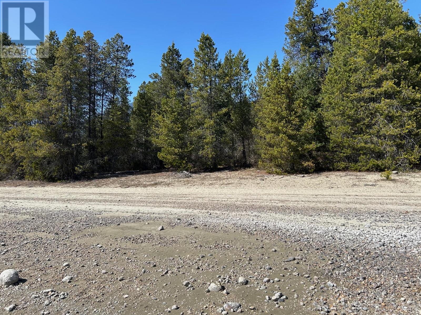 7416 3a Highway, Balfour, British Columbia  V1L 7E9 - Photo 10 - 10342217