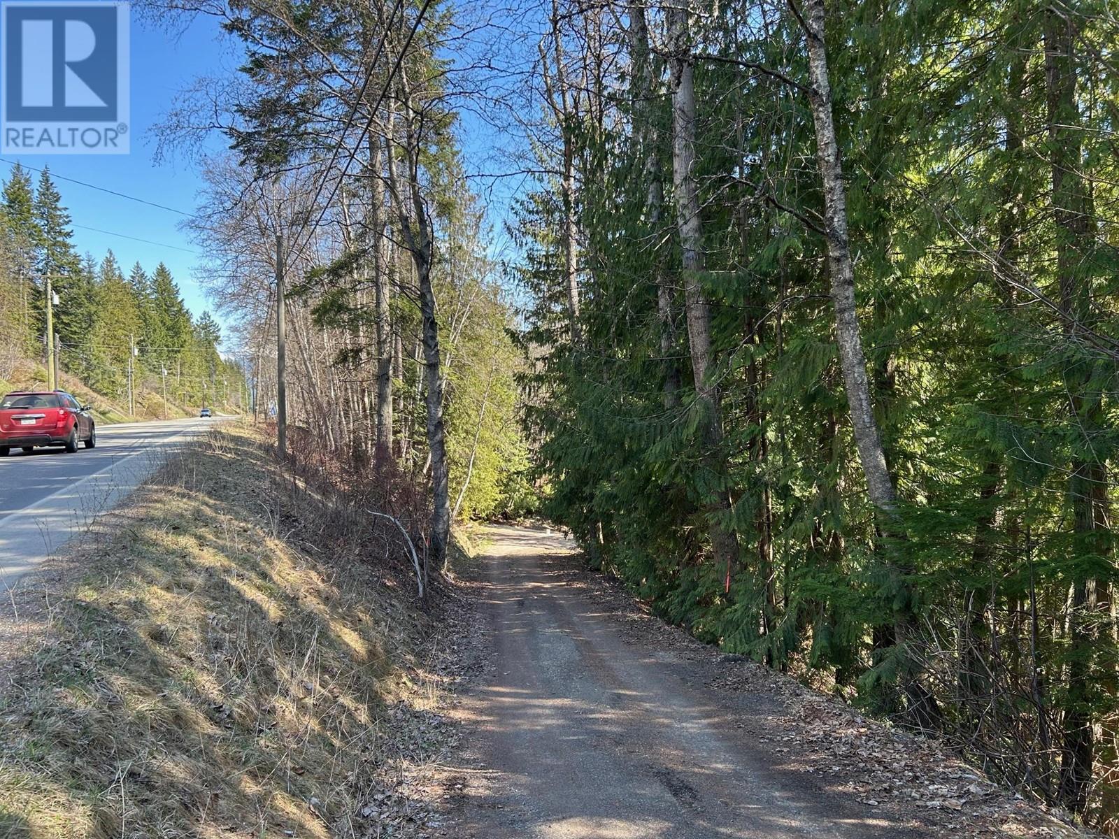 7416 3a Highway, Balfour, British Columbia  V1L 7E9 - Photo 16 - 10342217