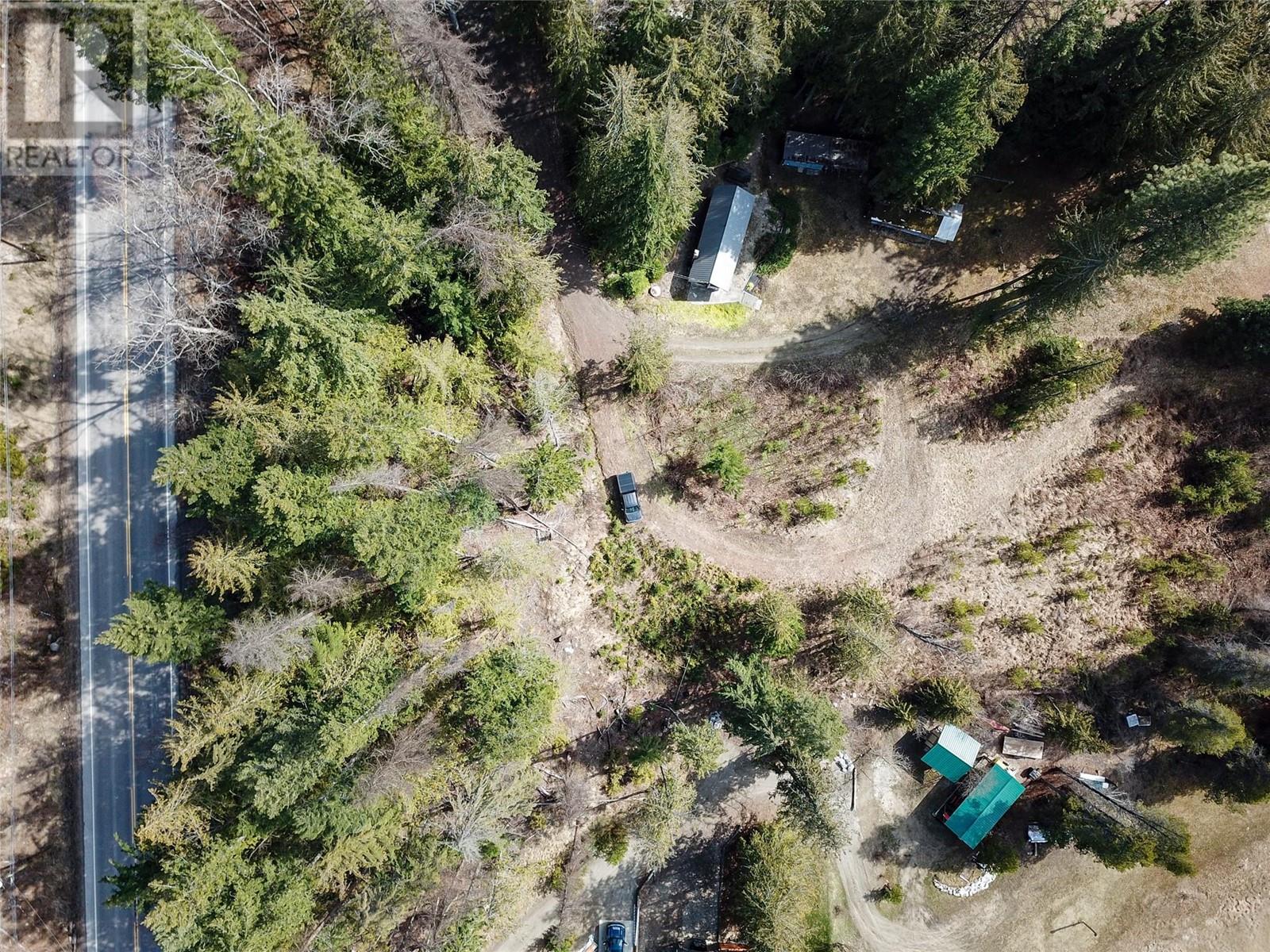 7416 3a Highway, Balfour, British Columbia  V1L 7E9 - Photo 5 - 10342217