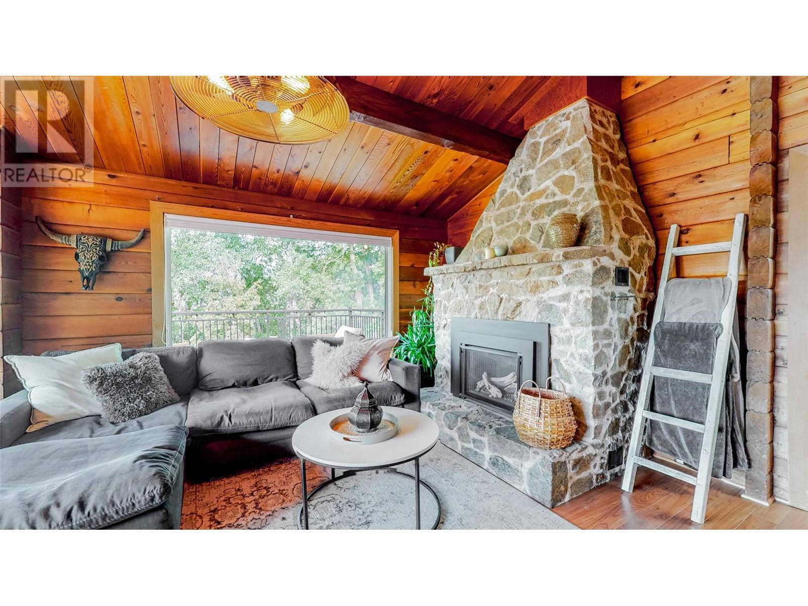 4613 41st Street, Osoyoos, British Columbia  V0H 1V6 - Photo 12 - 10342437