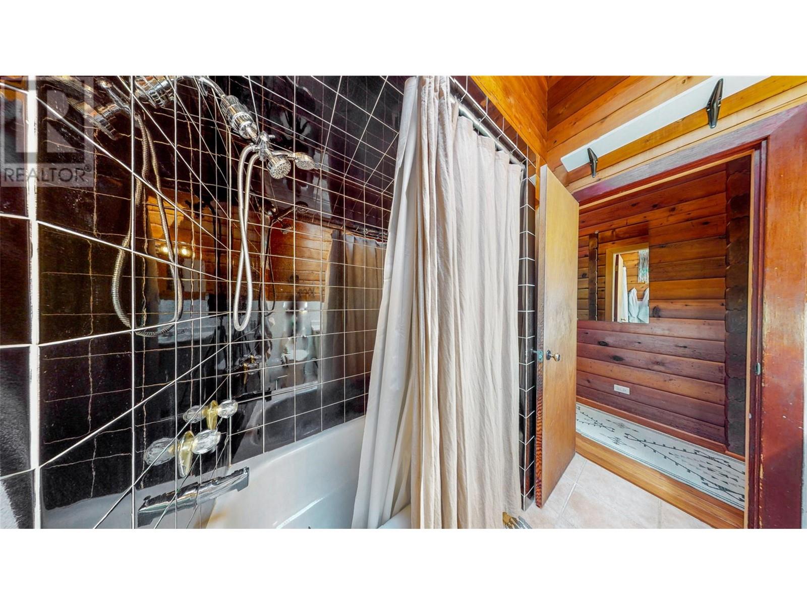 4613 41st Street, Osoyoos, British Columbia  V0H 1V6 - Photo 17 - 10342437