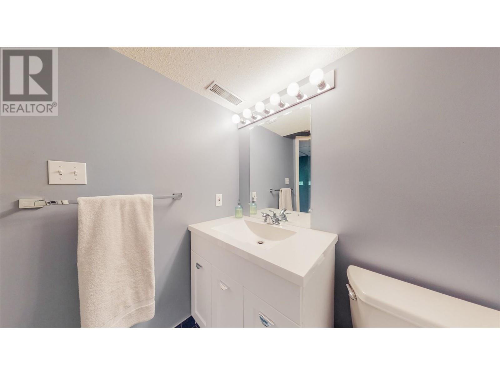 4613 41st Street, Osoyoos, British Columbia  V0H 1V6 - Photo 23 - 10342437