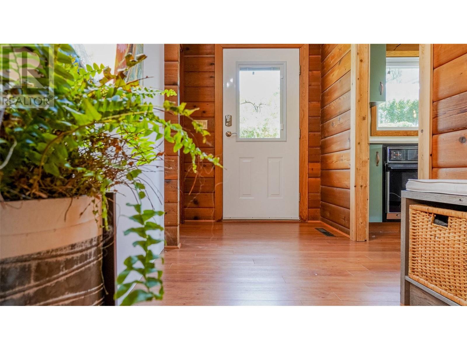 4613 41st Street, Osoyoos, British Columbia  V0H 1V6 - Photo 6 - 10342437