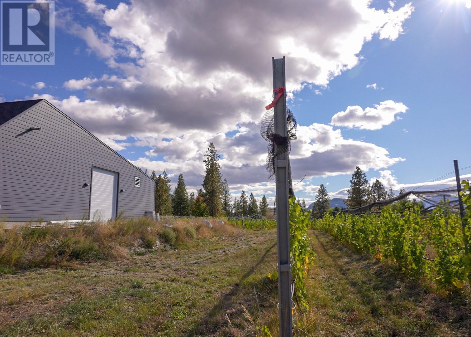 4112 Mclean Creek Road, Okanagan Falls, British Columbia  V0H 1R1 - Photo 6 - 10340849