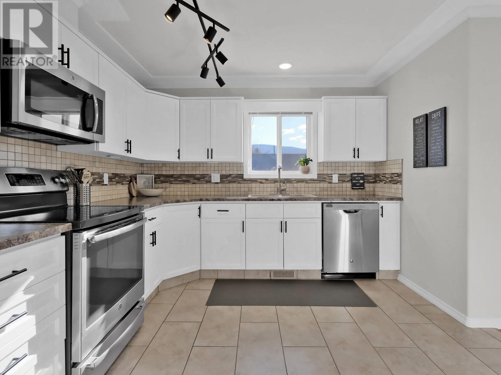 142 Preston Avenue Unit# 103, Penticton, British Columbia  V2A 2K2 - Photo 13 - 10342498