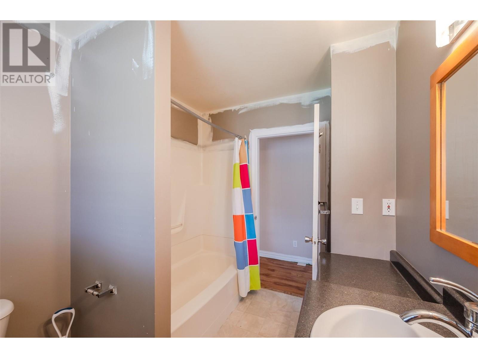 391 Upper Bench Road, Penticton, British Columbia  V2A 8P2 - Photo 21 - 10342351