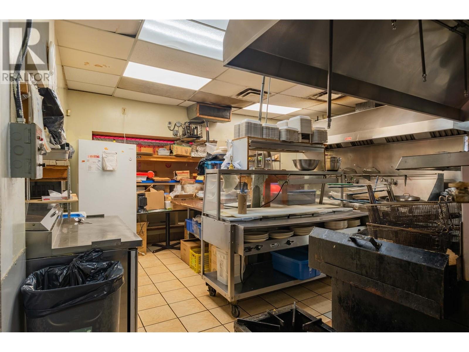 755/789 Columbia Avenue, Castlegar, British Columbia  V1N 1H1 - Photo 11 - 10340570