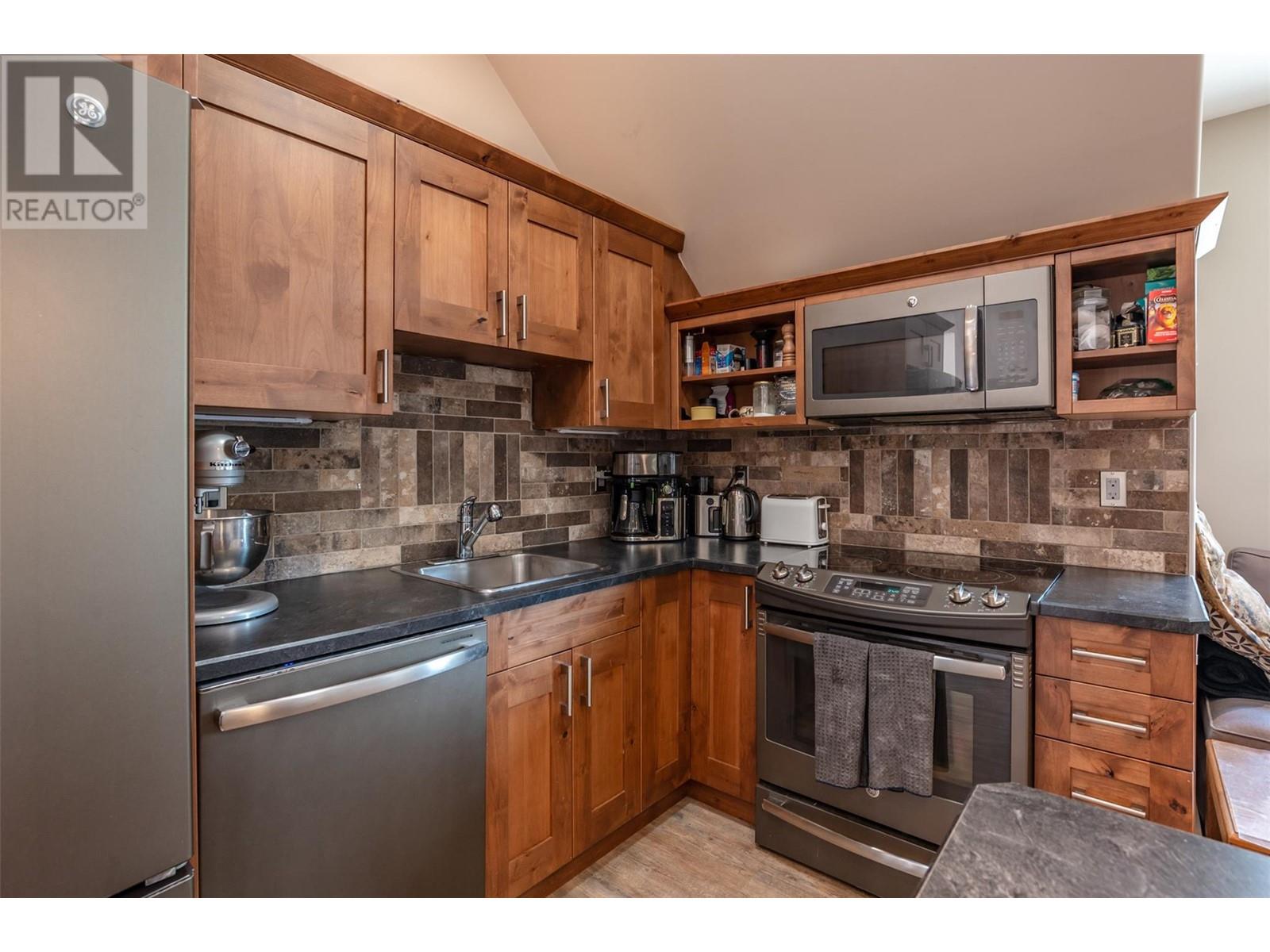 935 Eagle Place, Osoyoos, British Columbia  V0H 1V6 - Photo 44 - 10342313