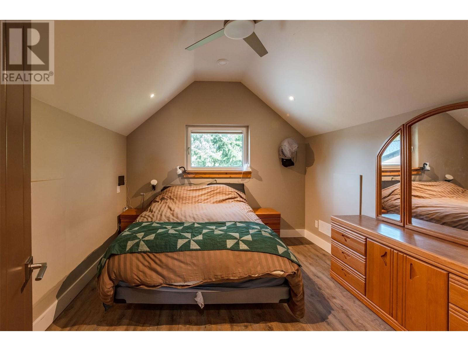 935 Eagle Place, Osoyoos, British Columbia  V0H 1V6 - Photo 47 - 10342313